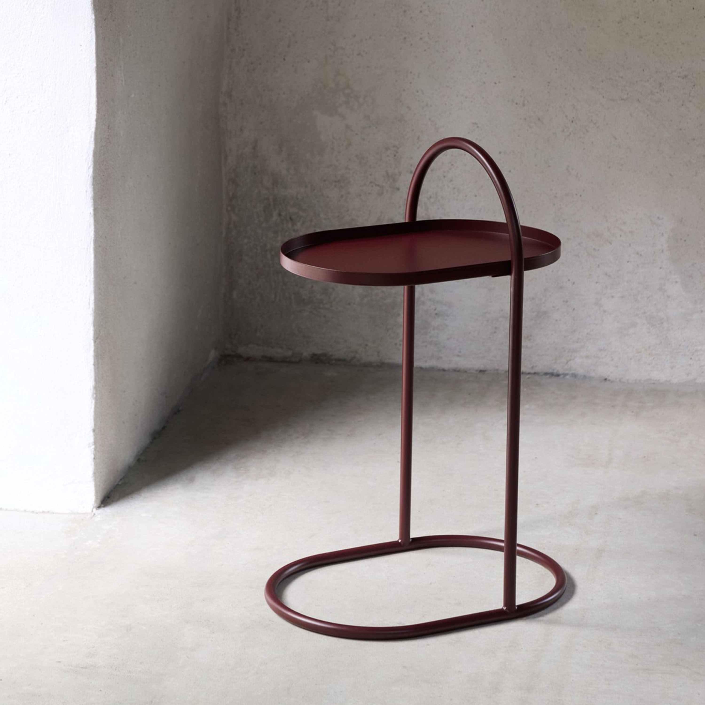 Mette Ditmer Moves Sidobord Wine 51x76