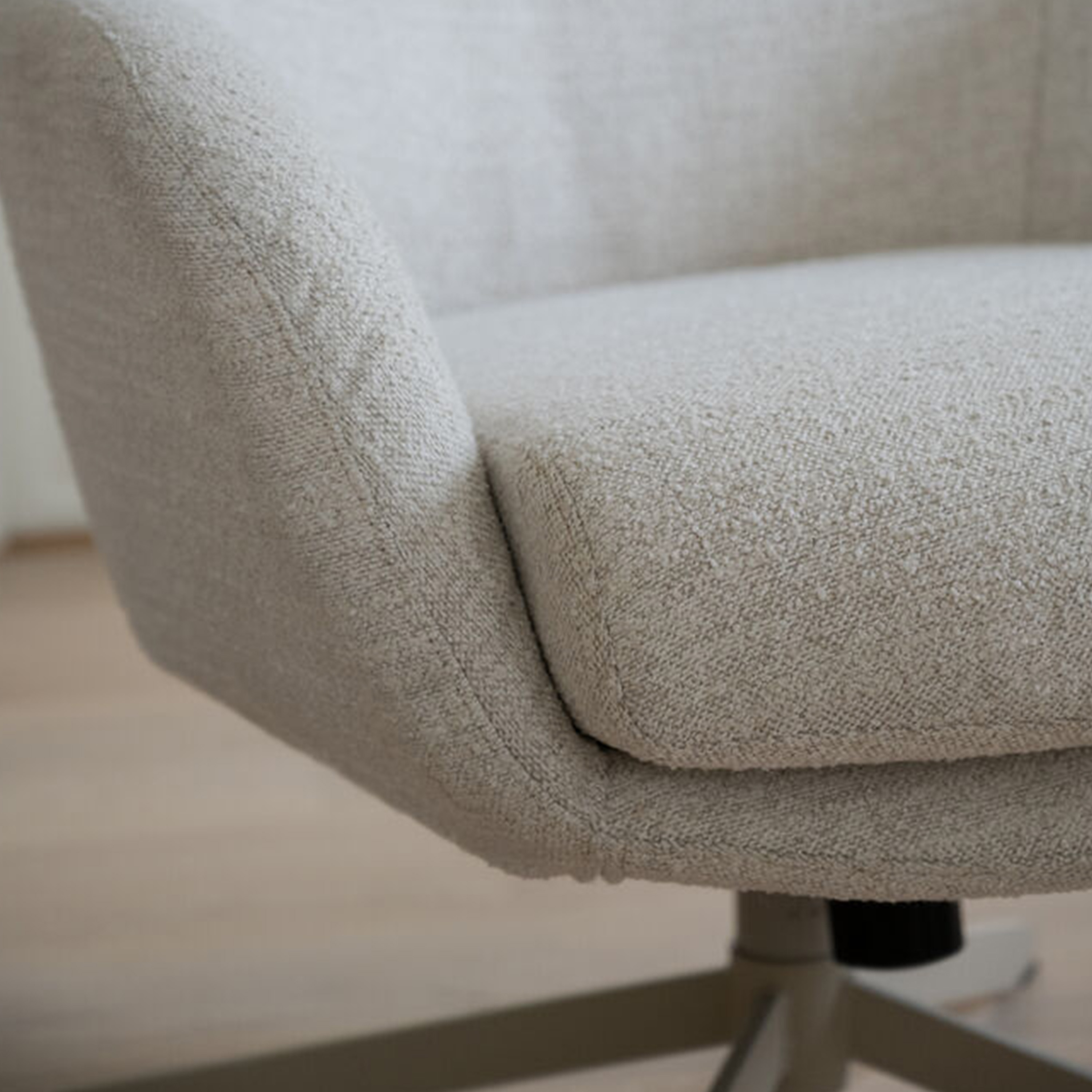 Rowico Home Conroe Sessel Beige