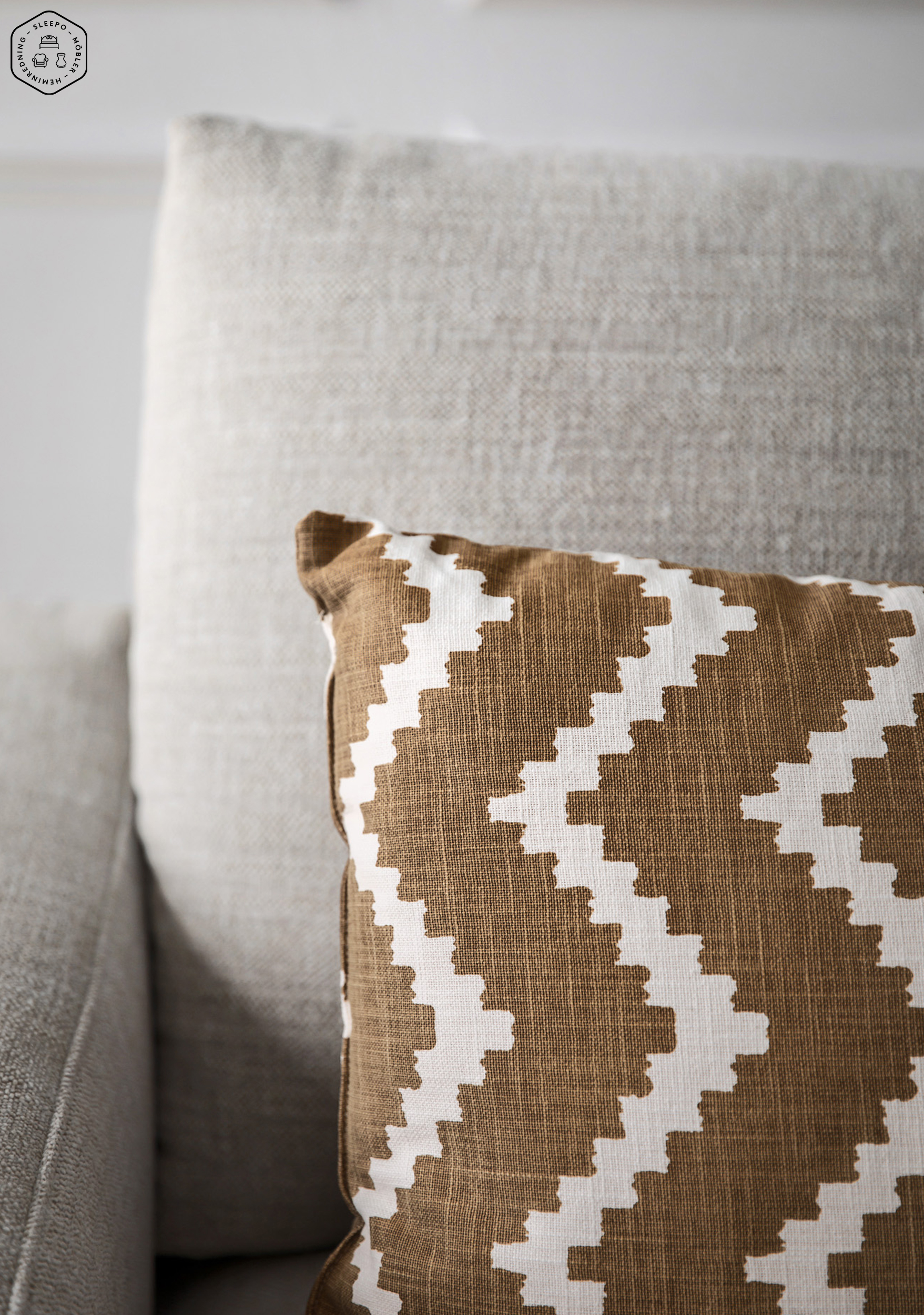 Chhatwal &amp; Jonsson Ikat Sema Outdoor Pyntepute Beige/Off-White 40 x 60