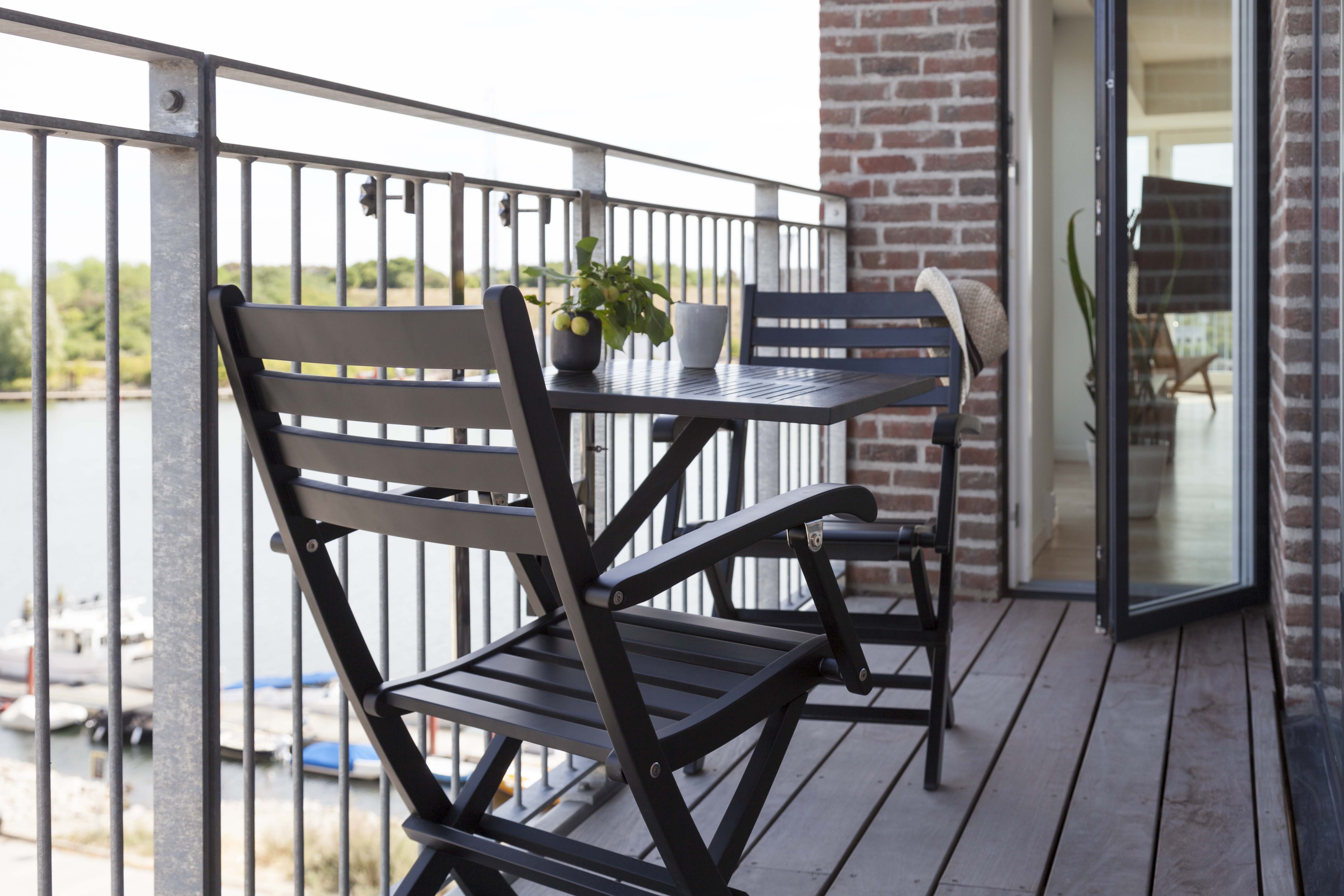 Cinas York Klappstuhl Schwarz Mahagoni