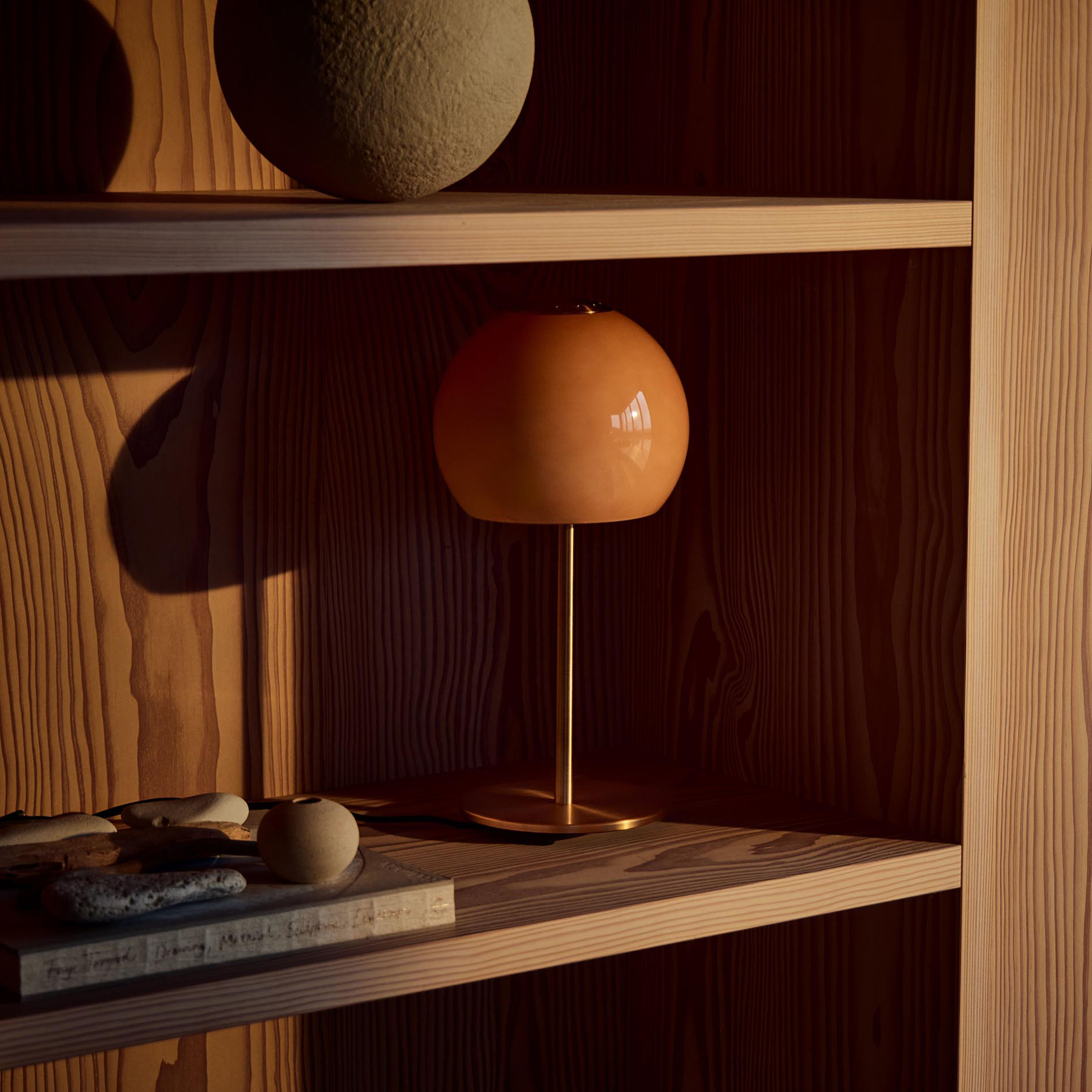 Frandsen Ball Glass Bordslampa Amber Ø18