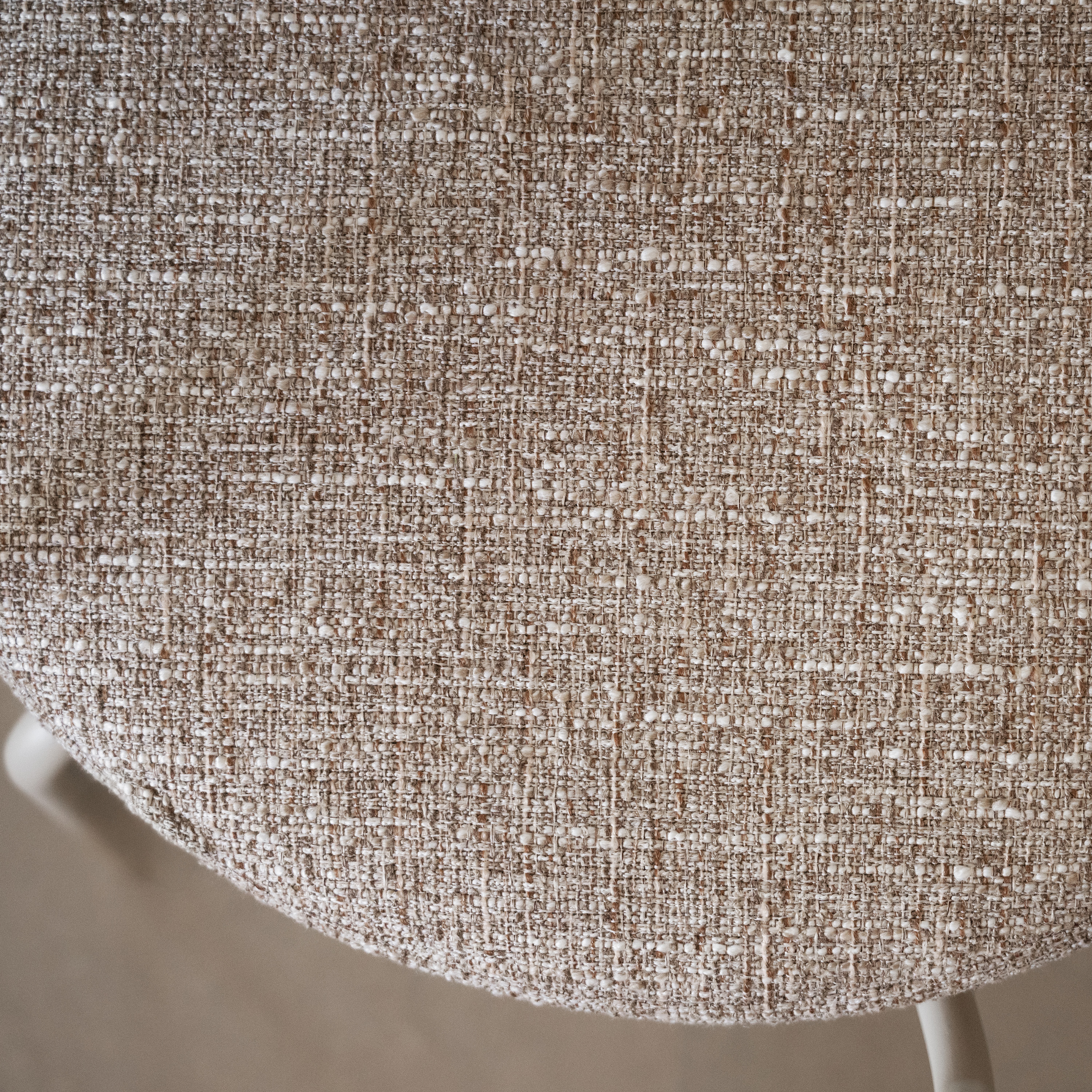 Rowico Home Merrick Snurr Karmstol Mörkbeige/Vitpigment