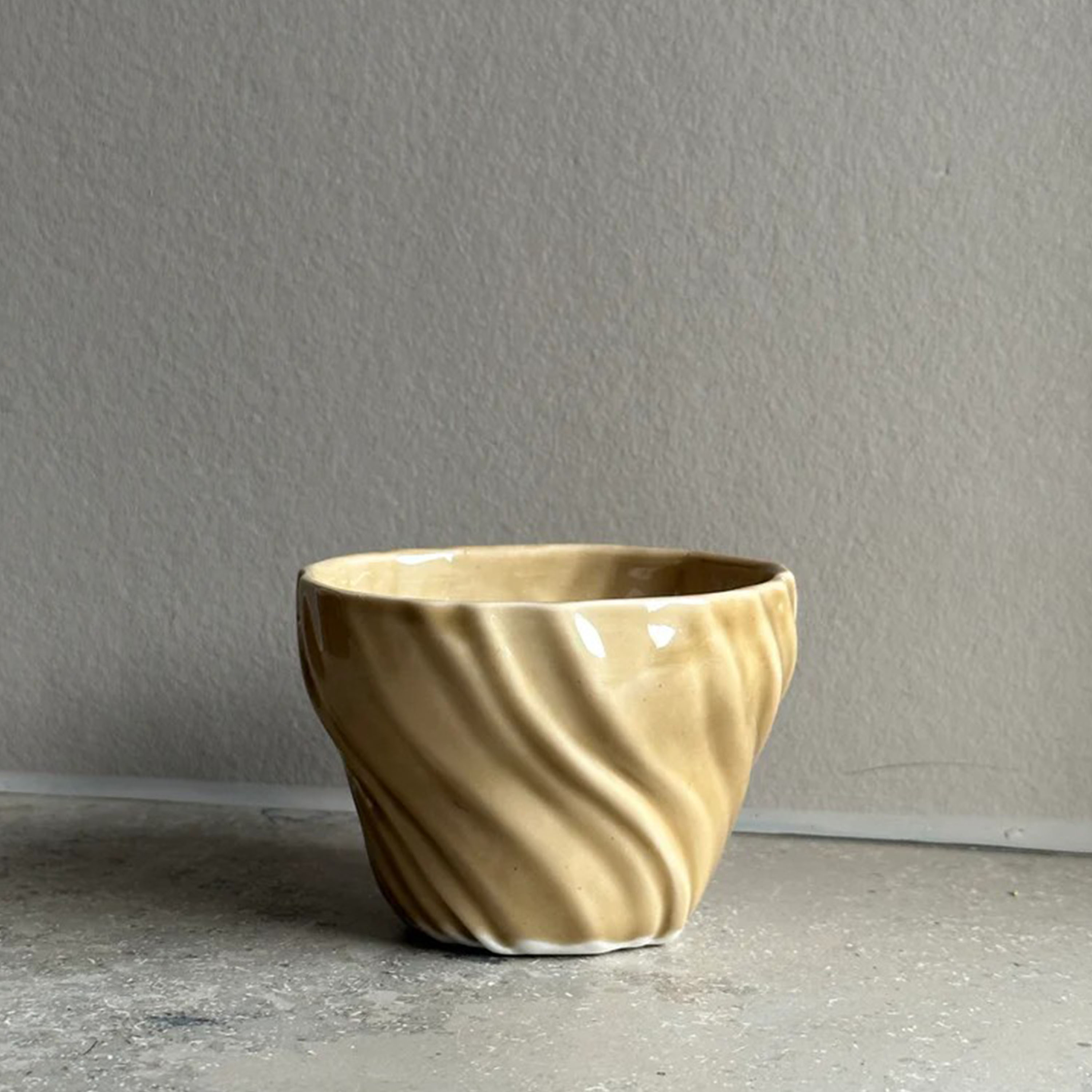 The Tides Kopp Beige