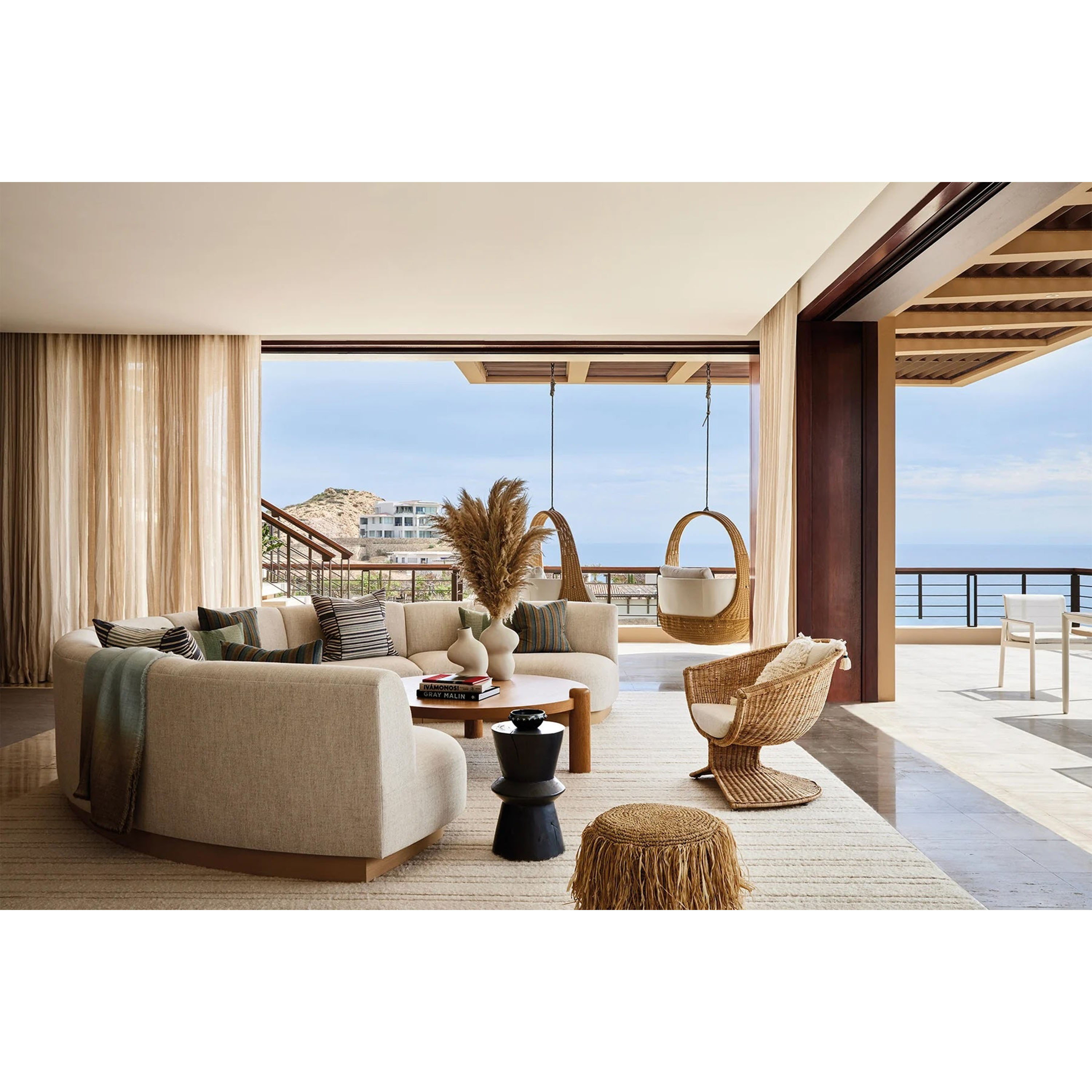 New Mags Contemporary Beach Houses Coffee Table Book