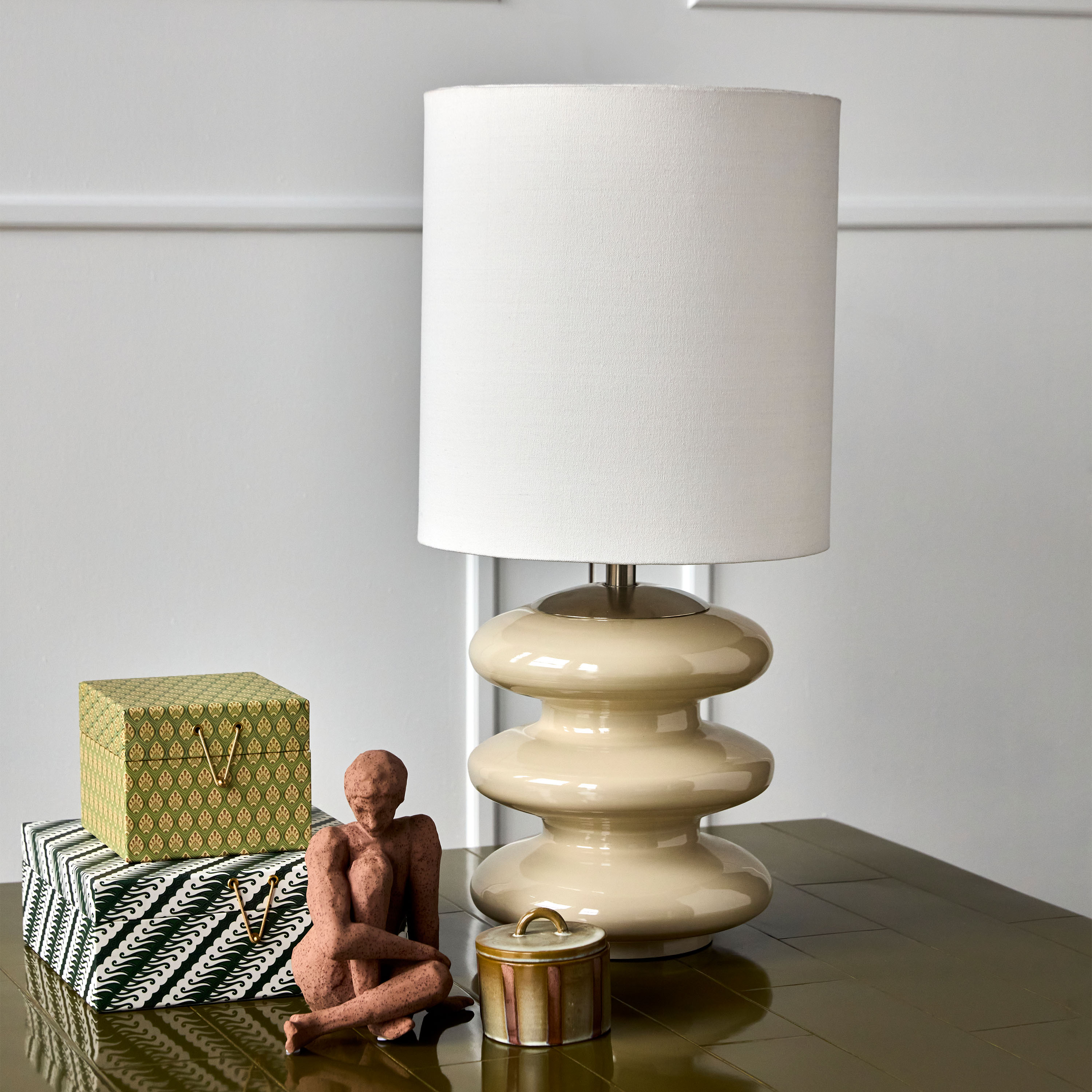 House Doctor Step Pöytävalaisin Off-white Suuri