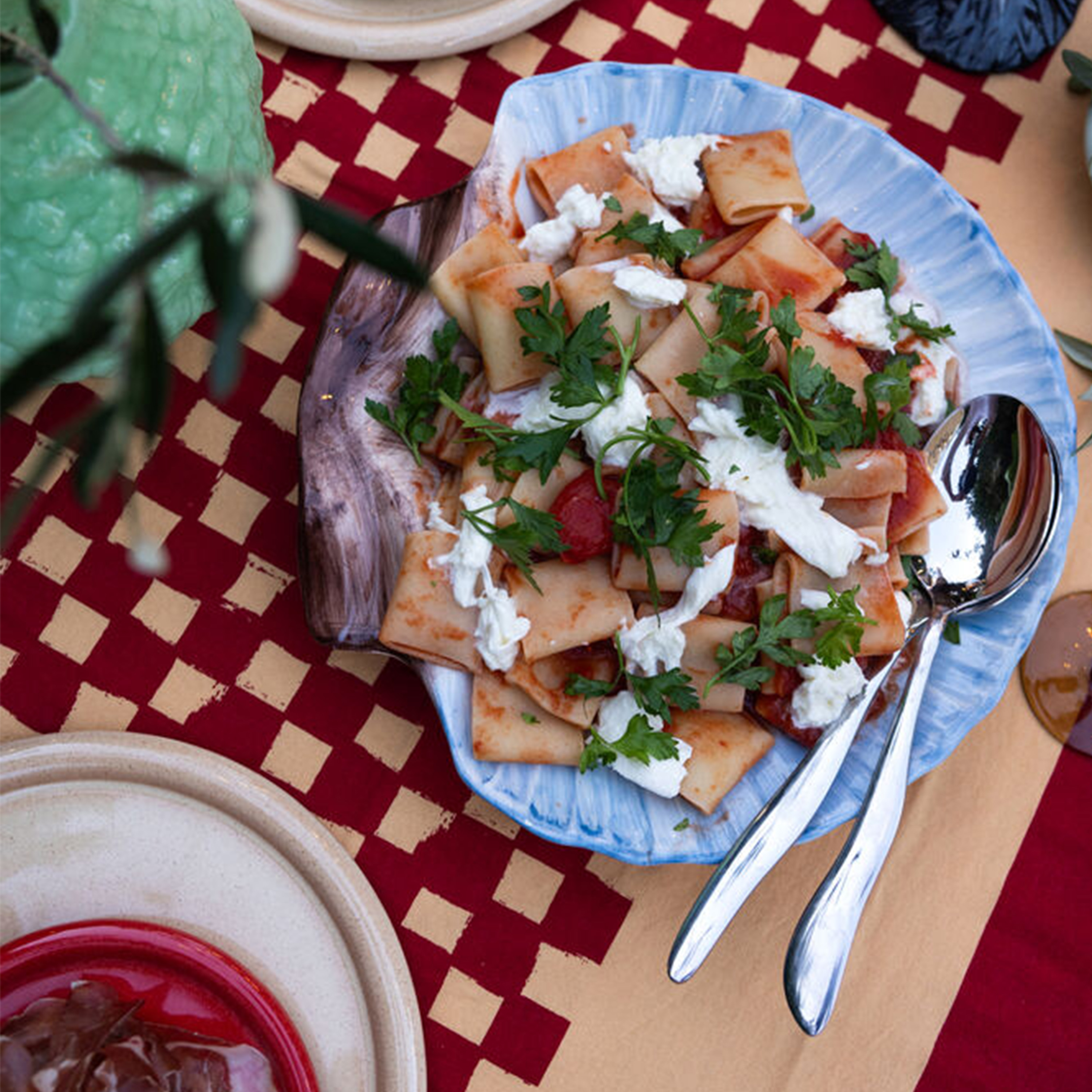 Byon Armona tarjoiluastia Vaaleansininen Ø32