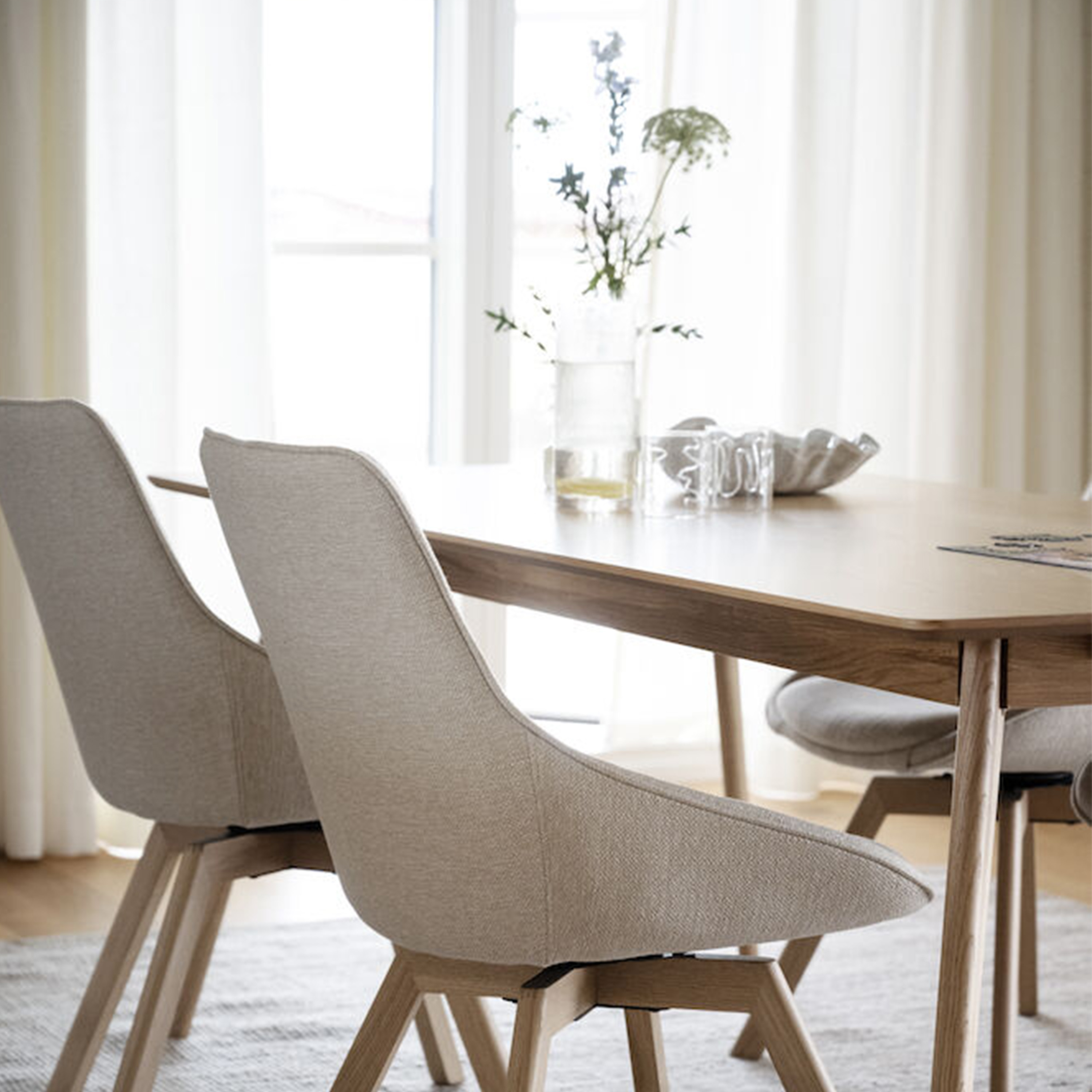 Rowico Home Yumi Esstisch Eiche 190cm