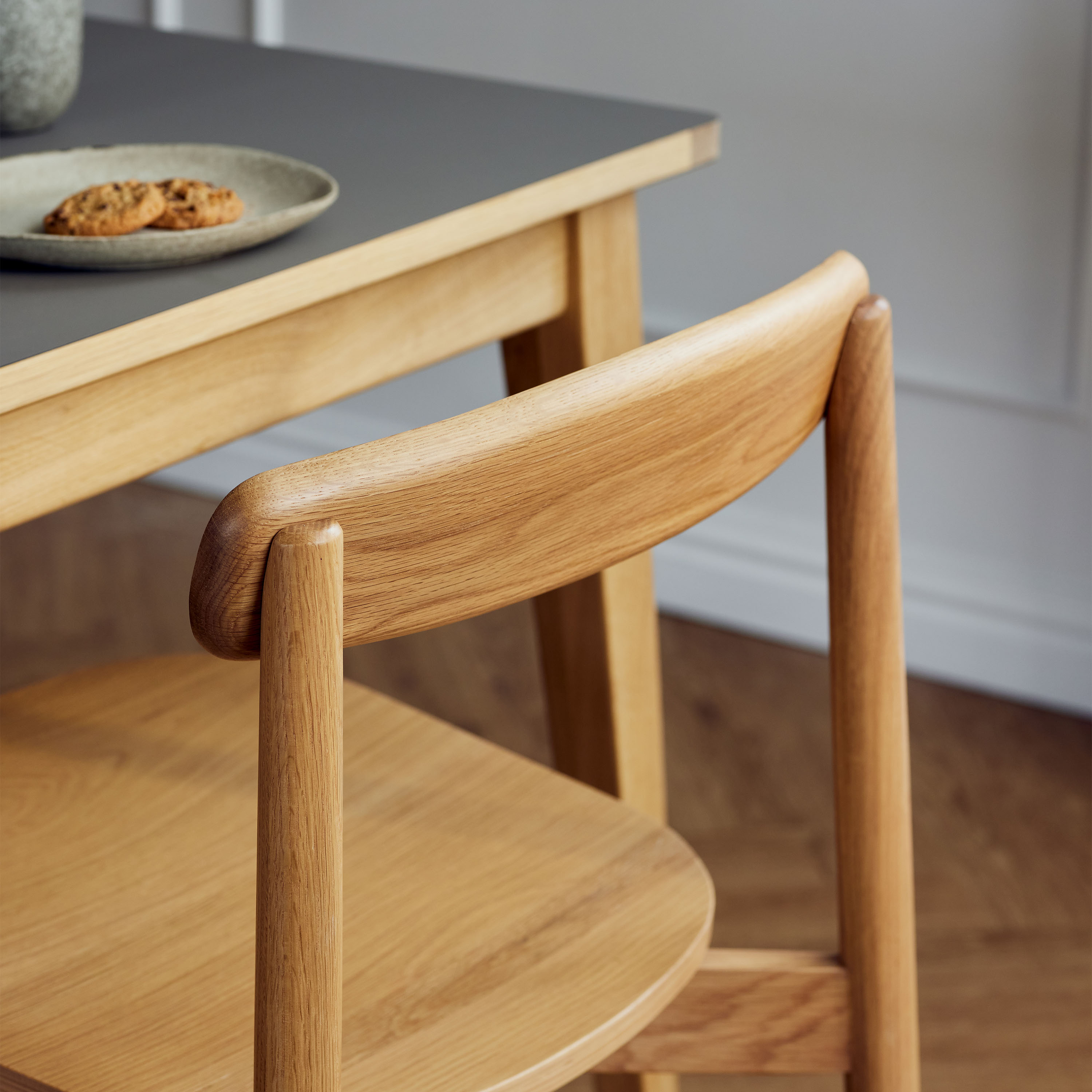 Andersen Furniture Unite Ruokatuoli Valkopigmentoitu Tammi