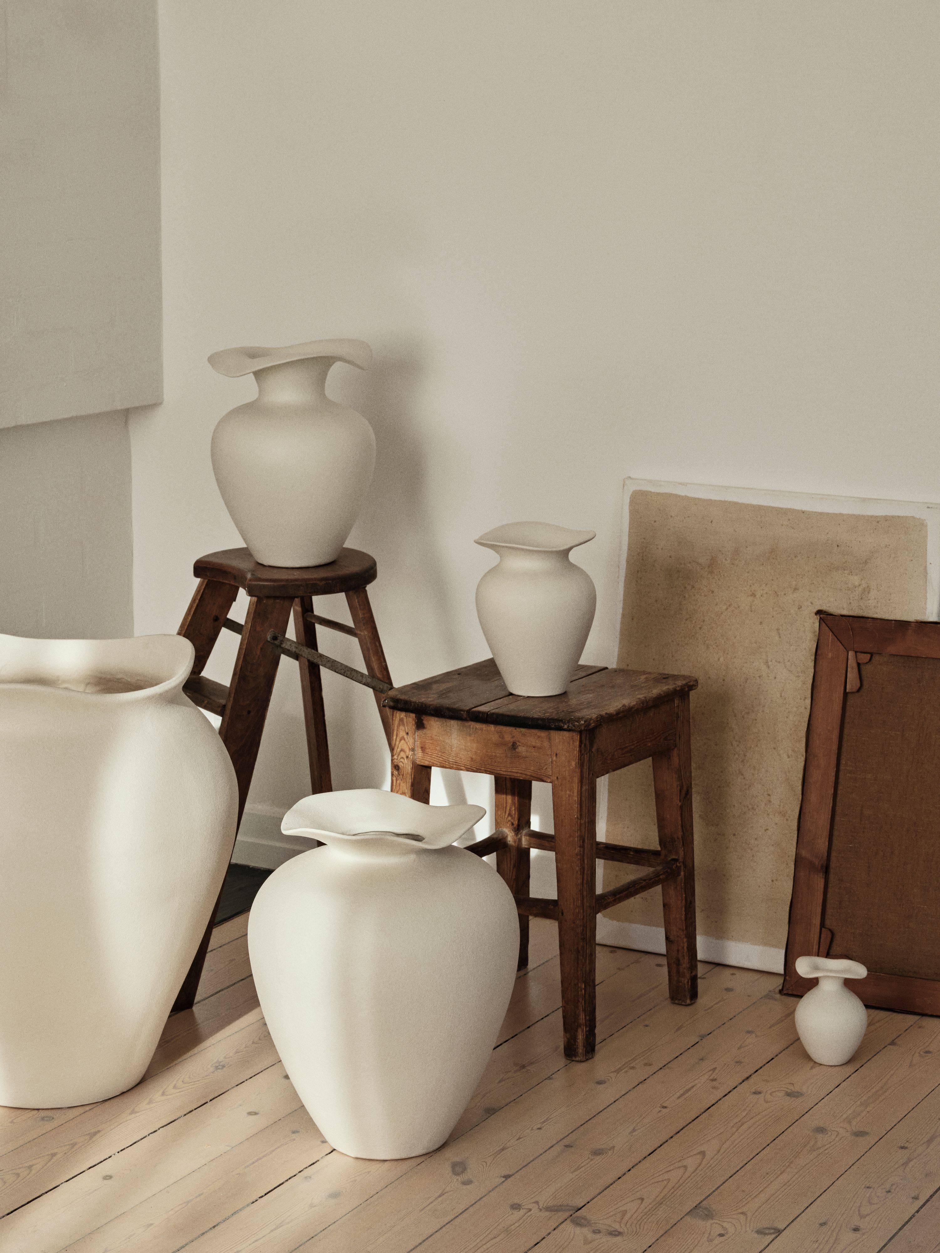 Broste Copenhagen Florentina Vas Off White L