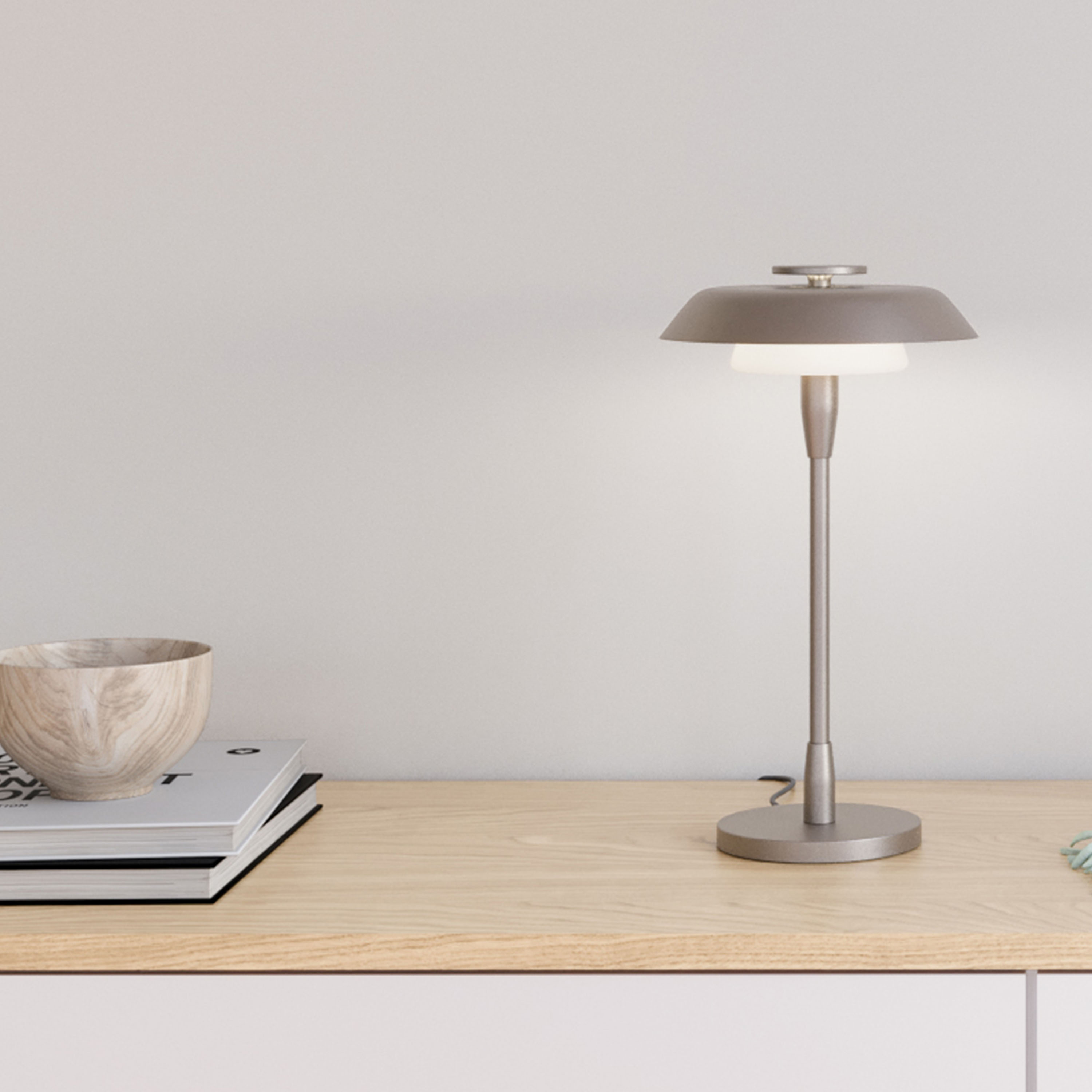 Belid Horisont Bordlampe Metallic Champagne 36cm