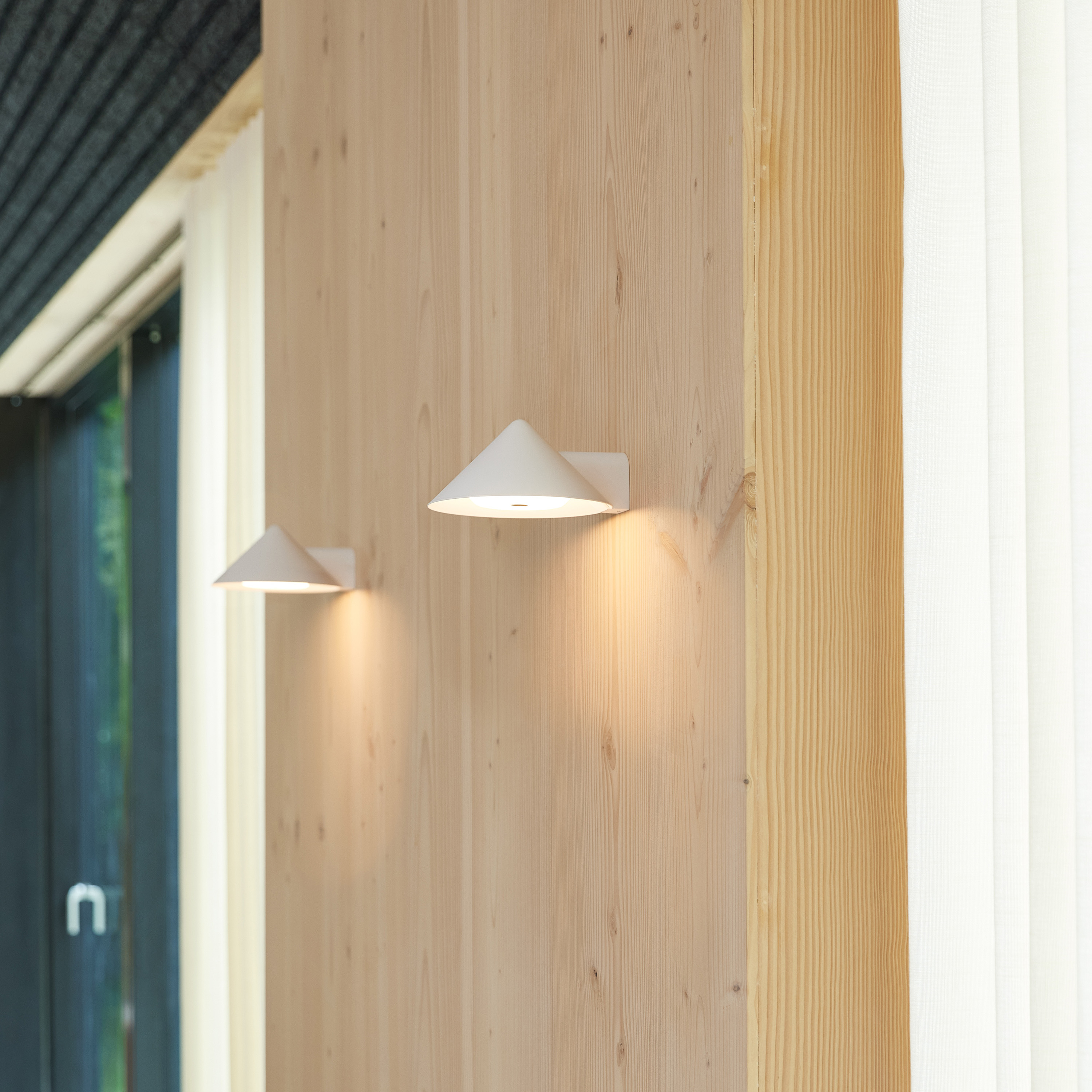 Frandsen Grasp Vägglampa Matt White