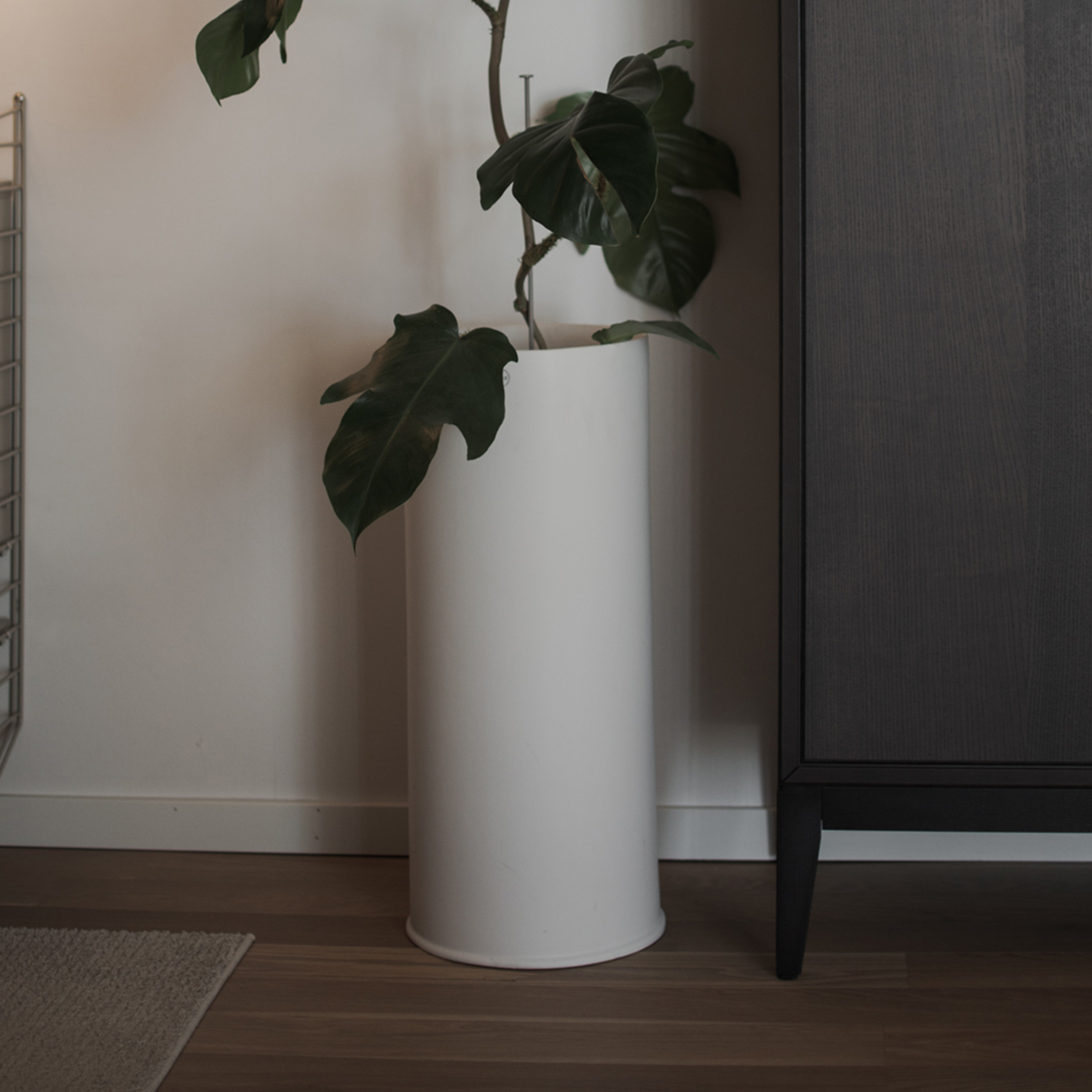 DBKD Astillbe Golvvas White 60cm