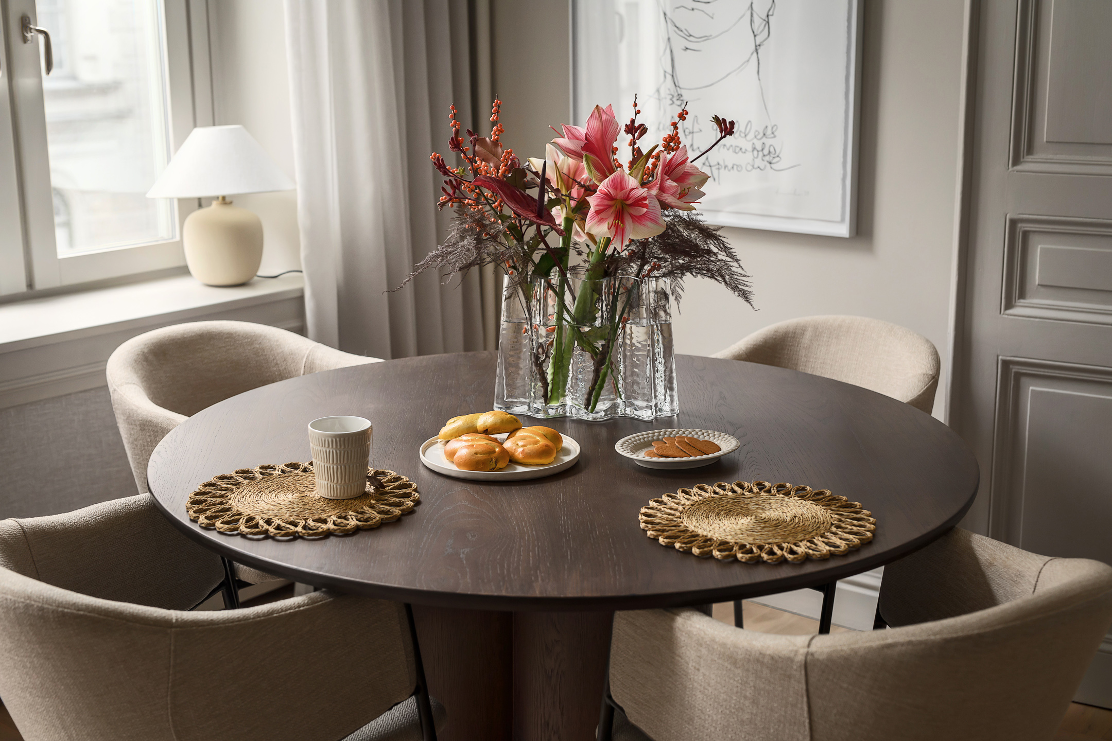 Sleepo Collection Laura Matbord Brunbetsad Ek Ø130