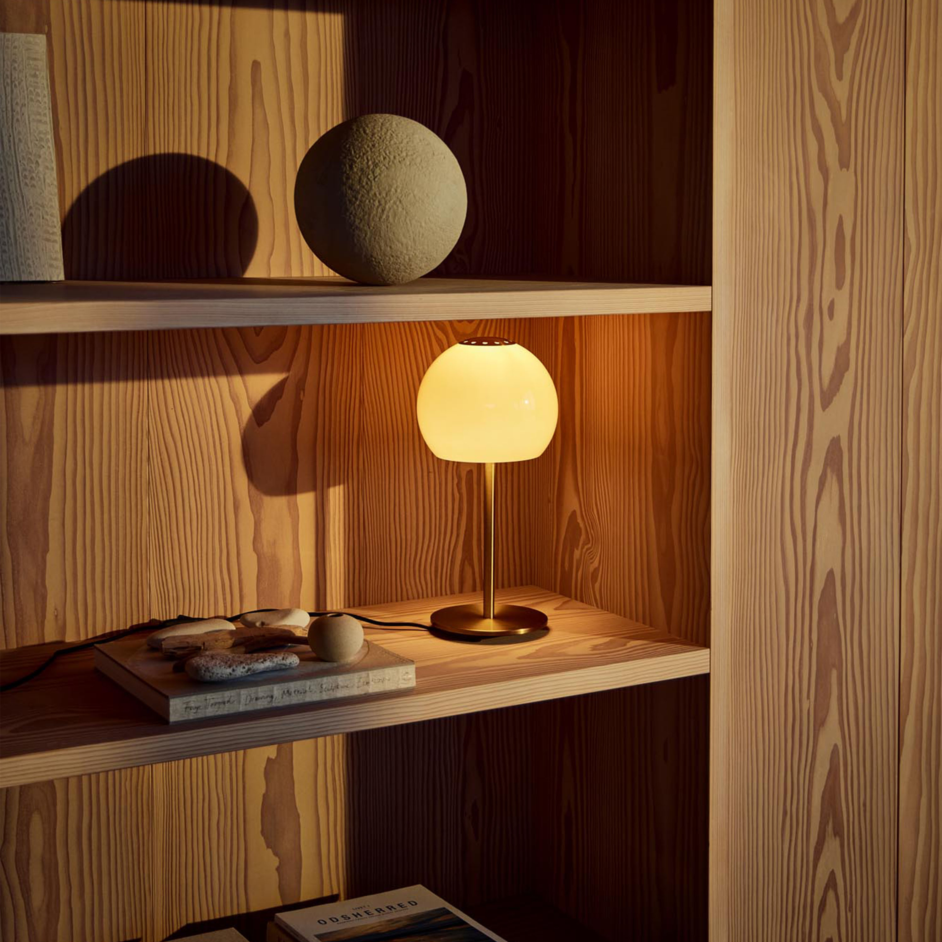 Frandsen Ball Glass Bordslampa Amber Ø18