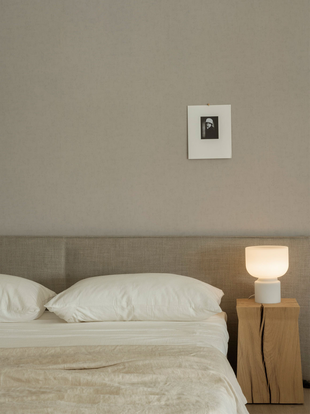 Watt &amp; Veke Grace Bordslampa White