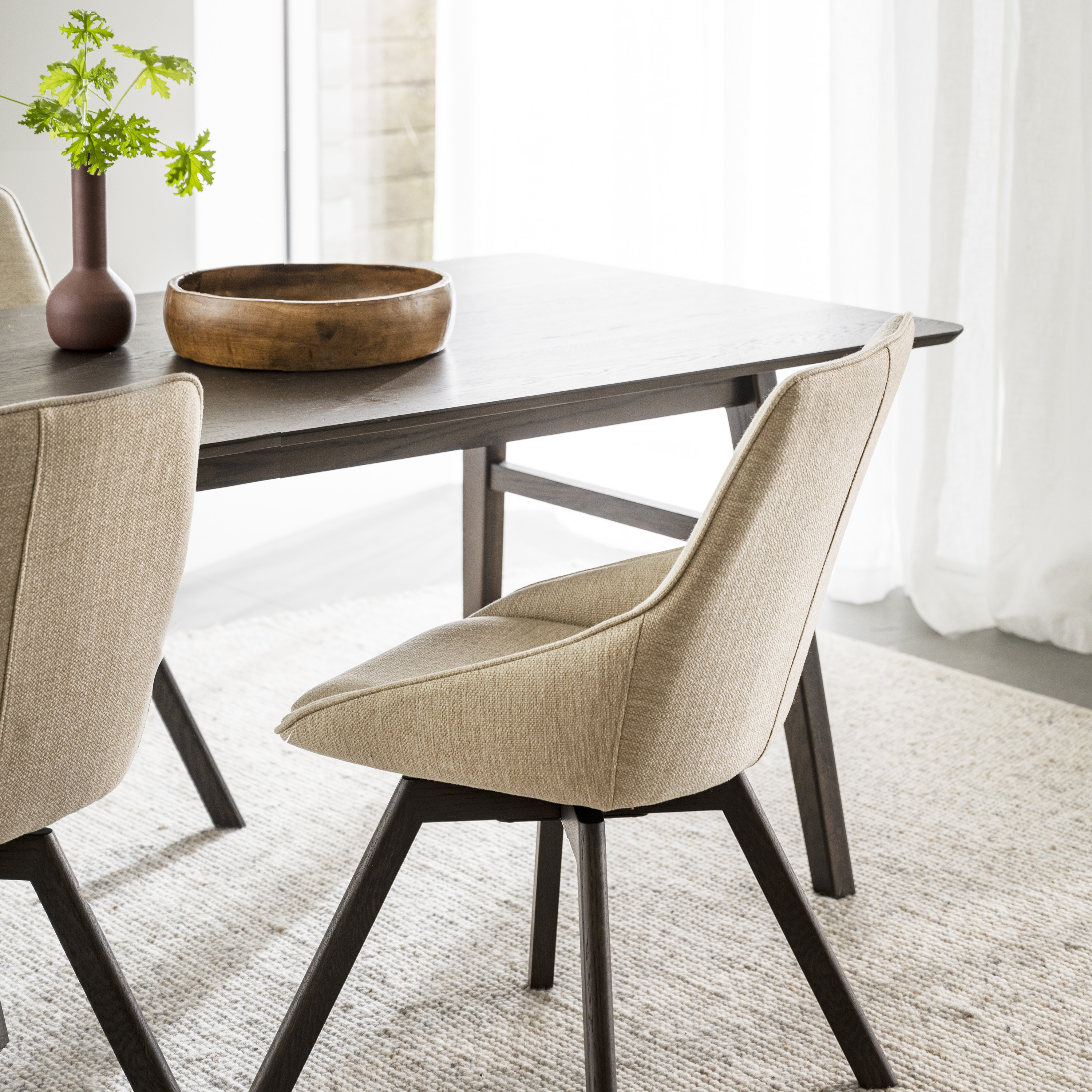 Rowico Home Alison Matstol Ljusbeige/Brun