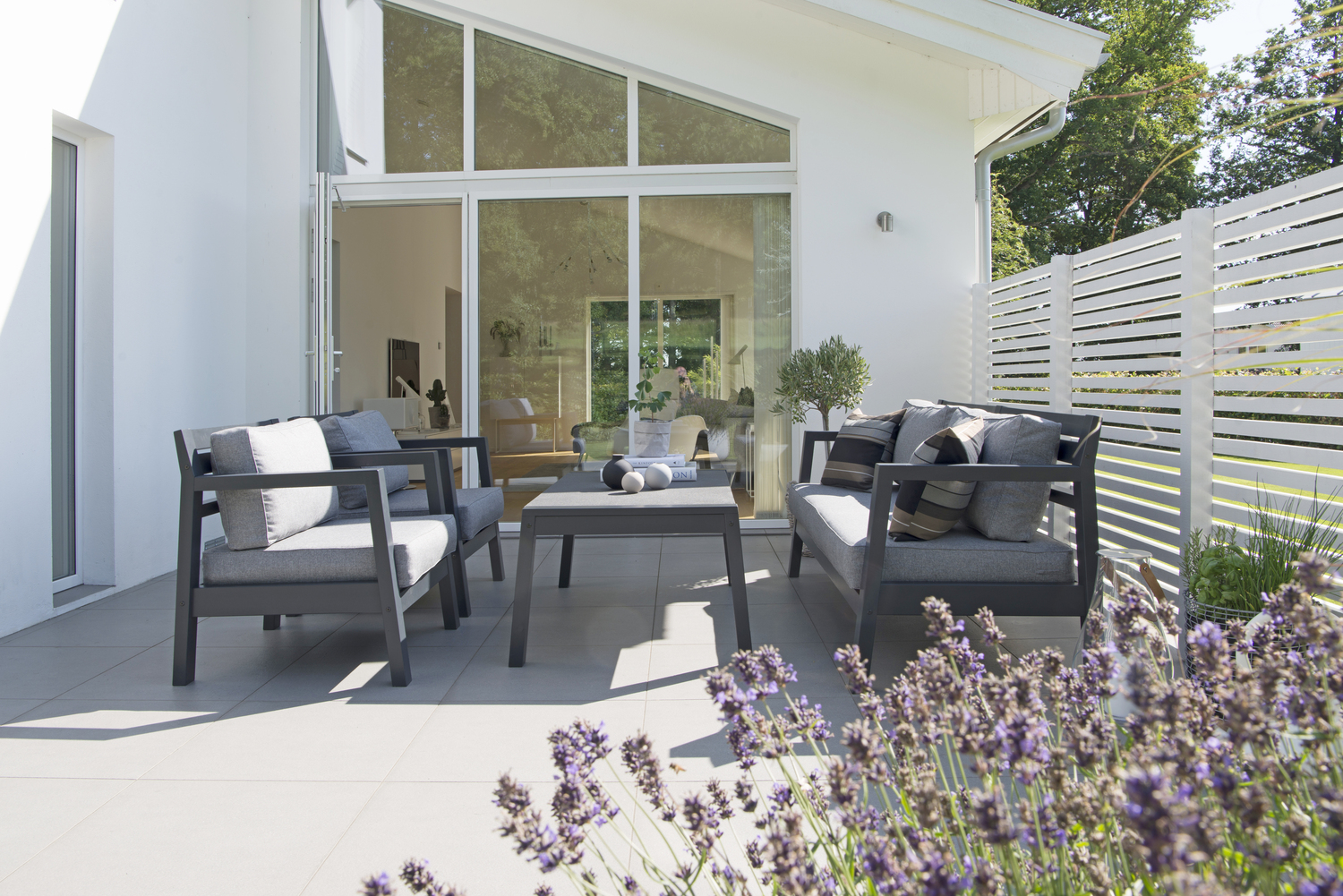 Hillerstorp Stoltö Loungesohva Myrskynharmaa