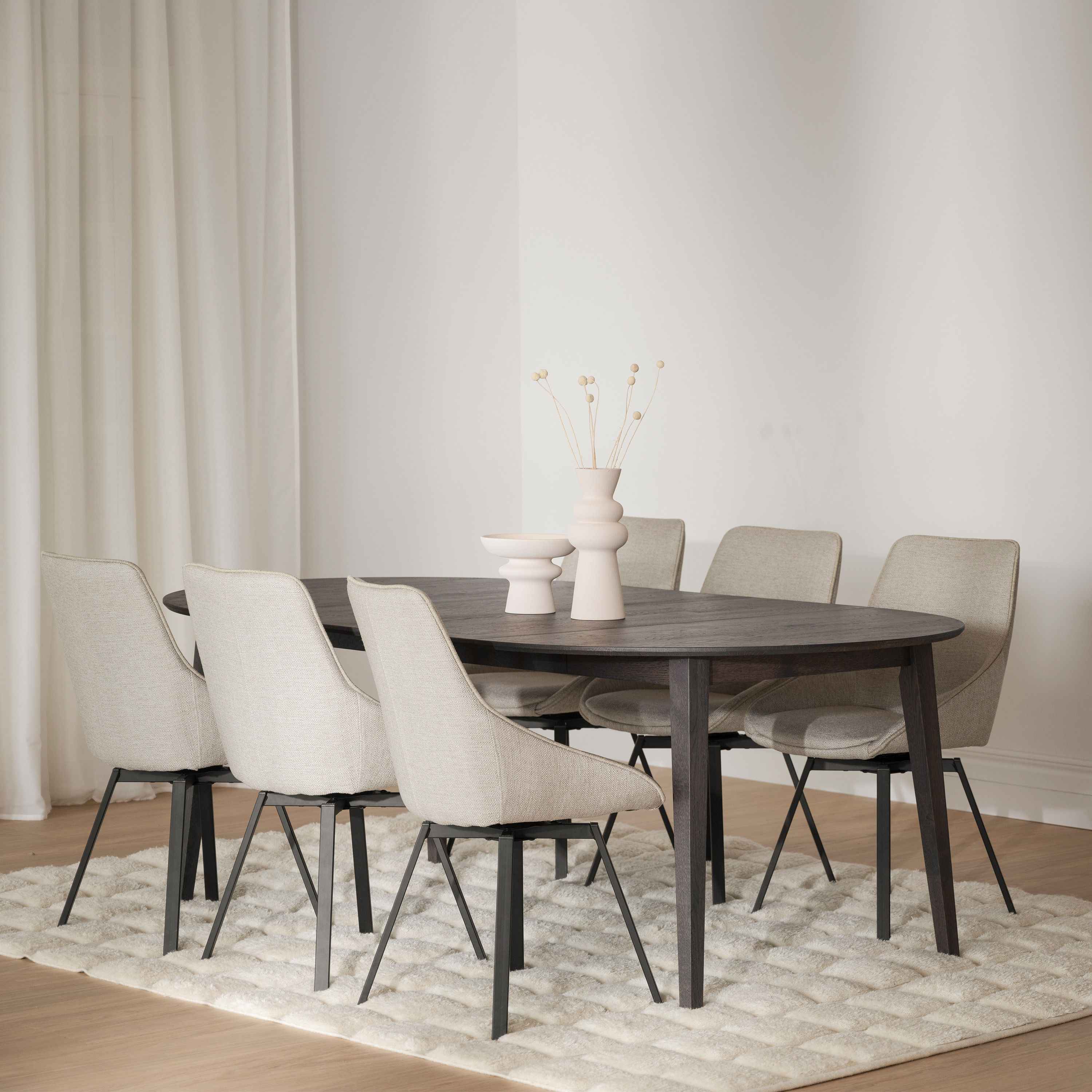Rowico Home Filippa Esstisch Braun Ø120/165cm