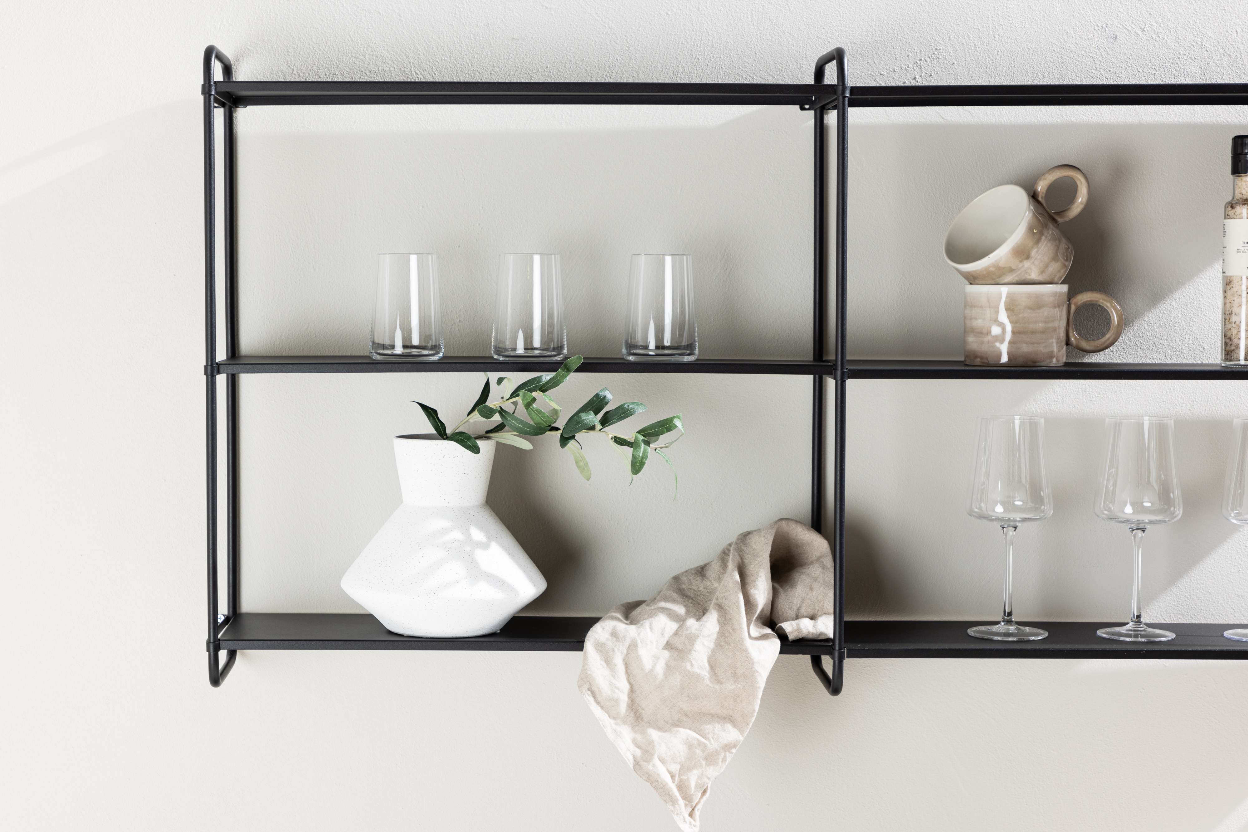 Venture Home Lyon Vägghylla Black 122cm