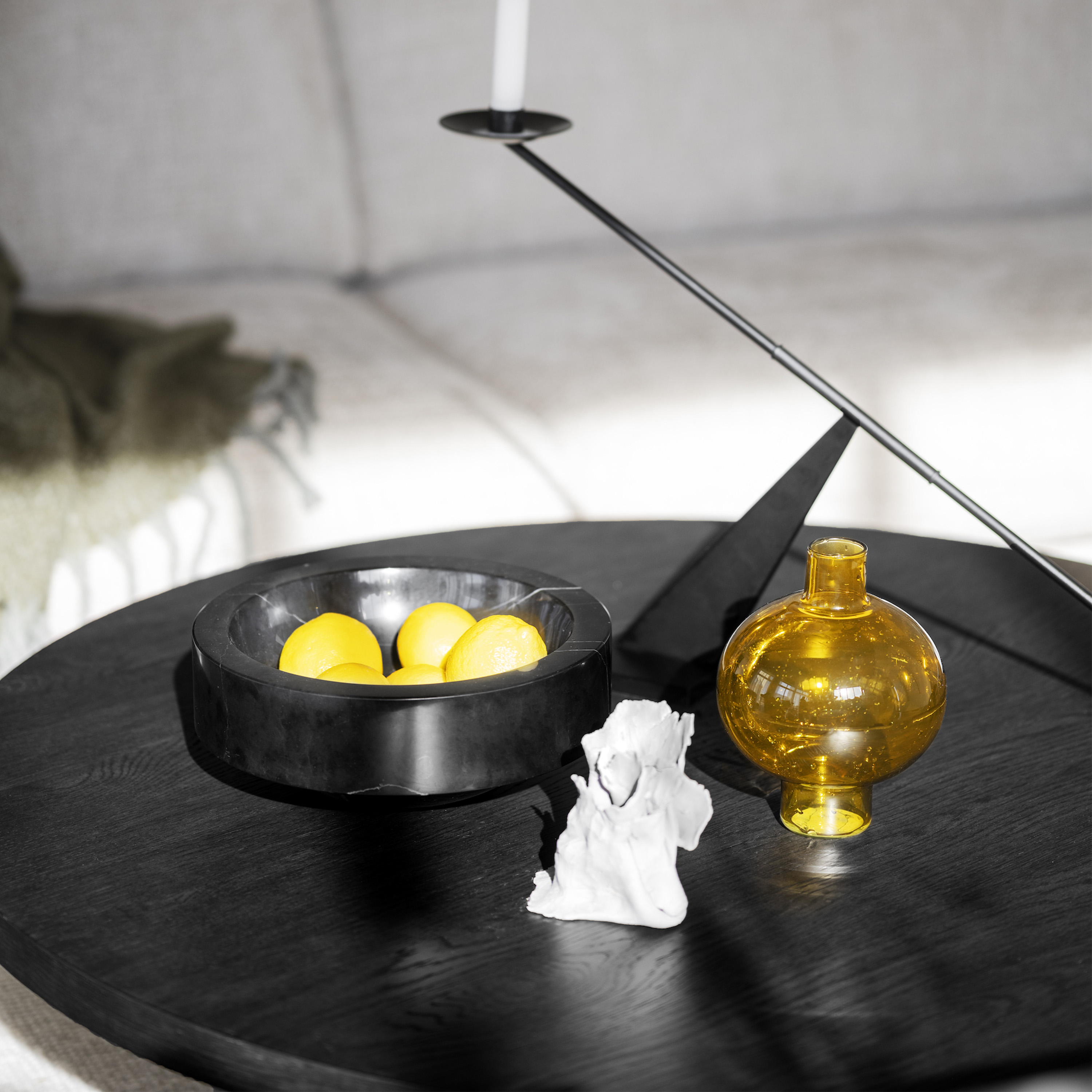 Rowico Home Boxford Couchtisch Schwarz Ø110