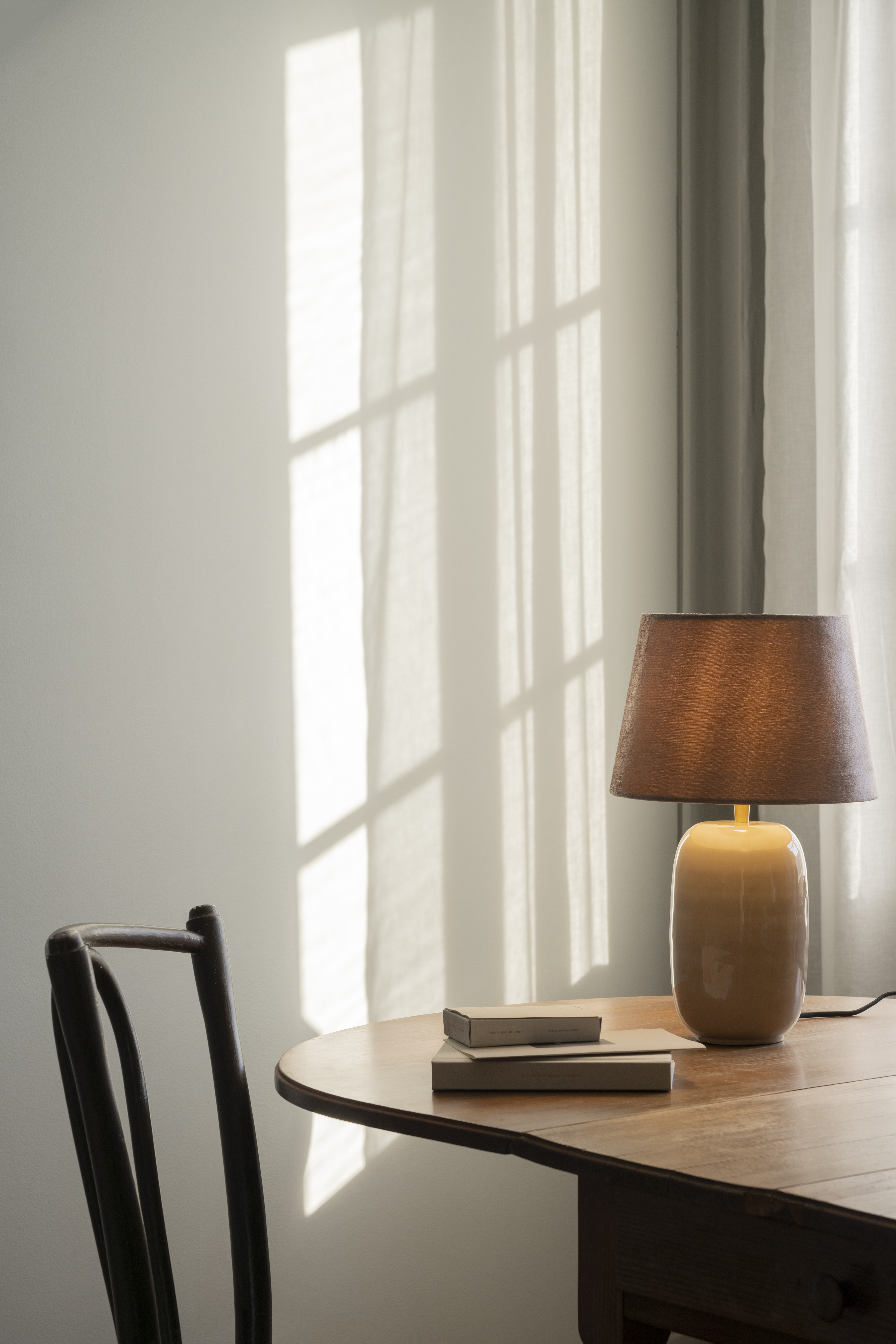 Watt &amp; Veke Emily Lampfot Beige 28.5cm