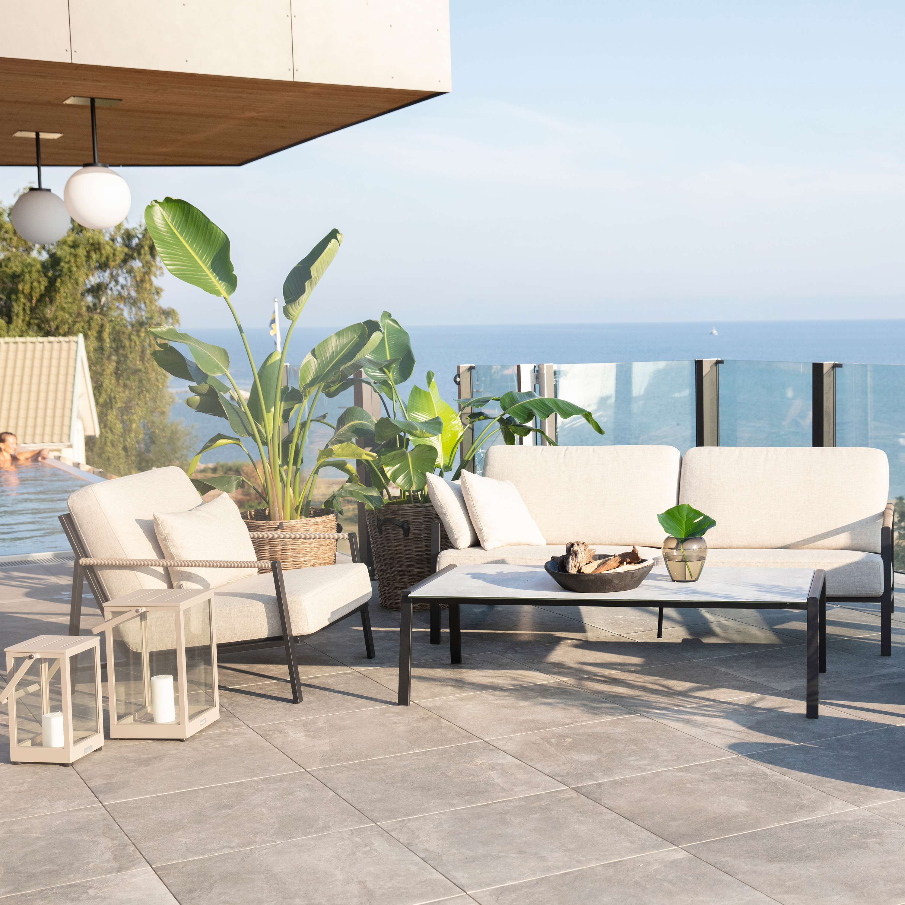 Brafab Lyra 2.5-sits Loungesoffa Svart