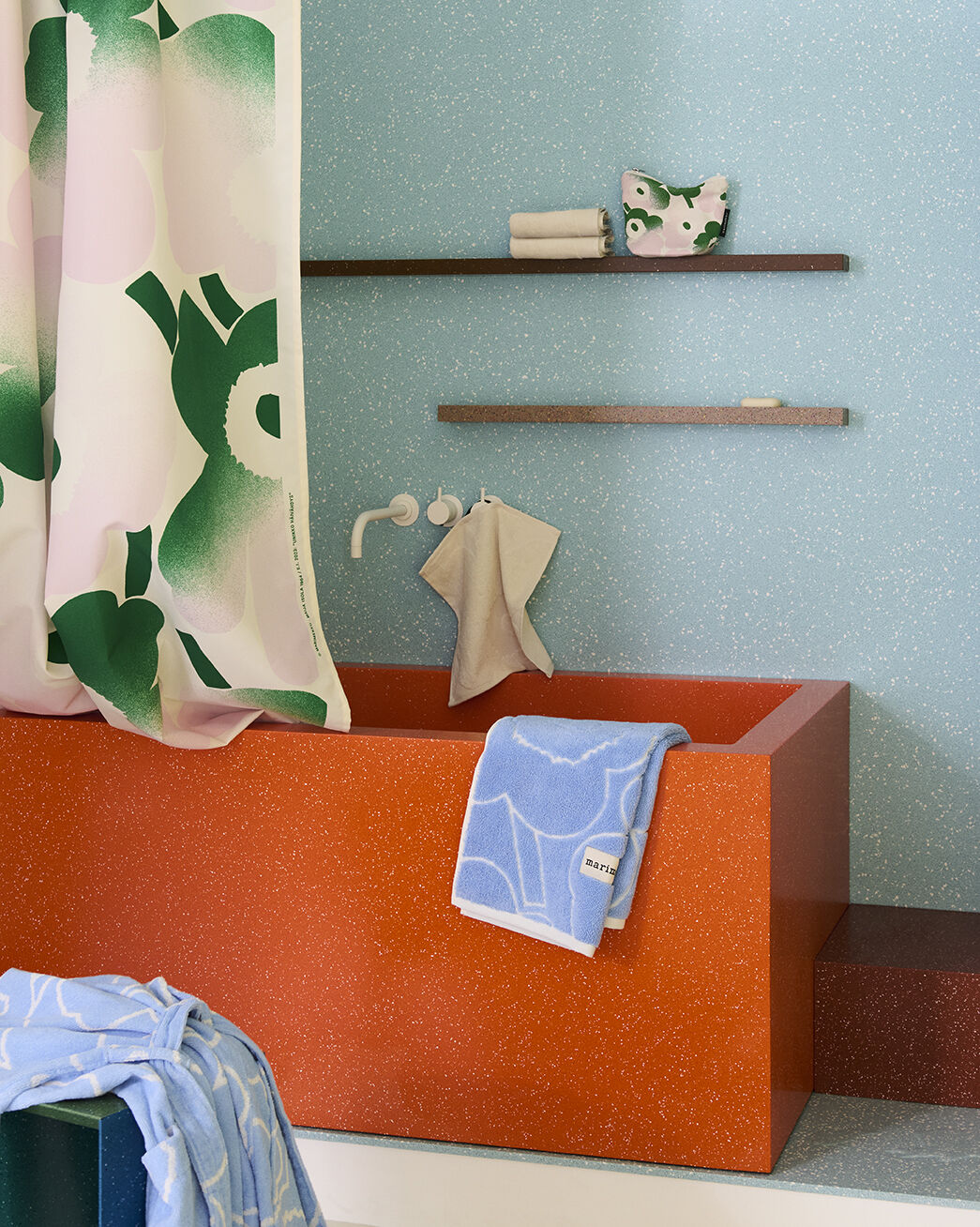 Marimekko Piirto Unikko Handduk Light Blue/Off White 50x100