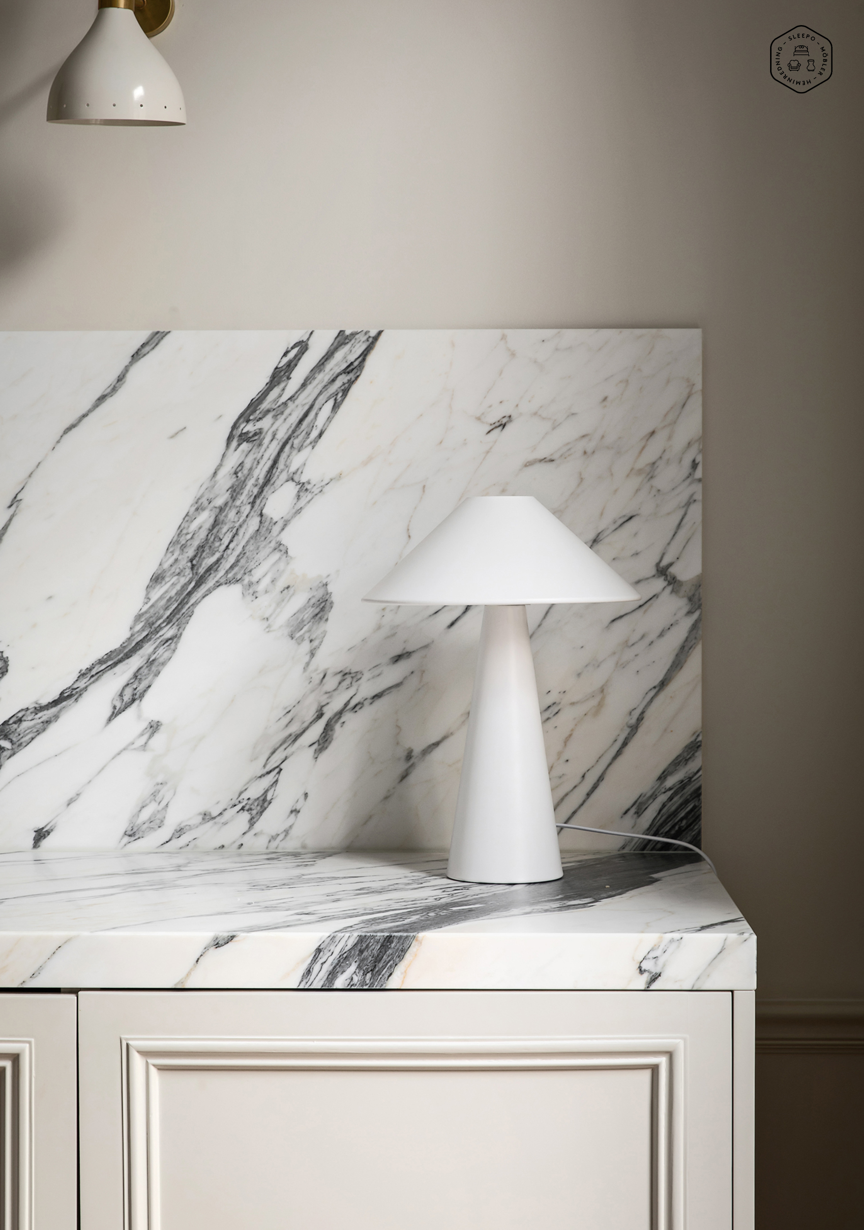 Globen Lighting Cannes Bordlampe Hvit