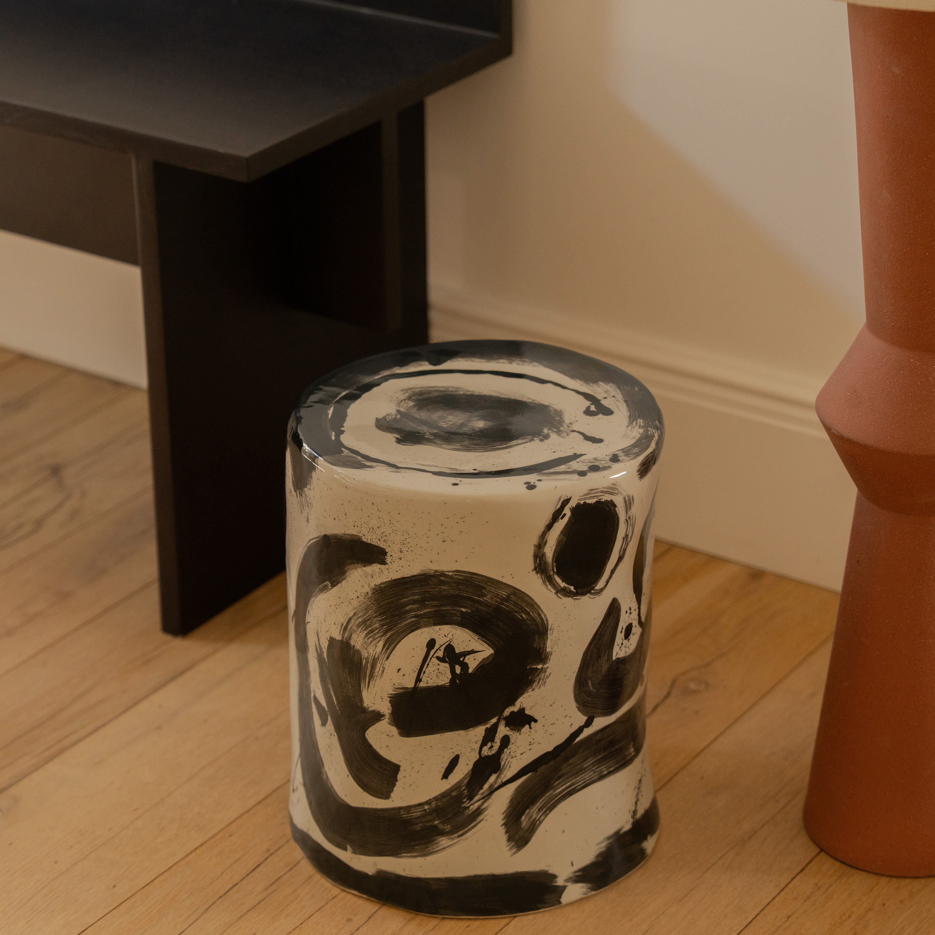 Serax Sophia Pawn 06 Sivupöytä Black