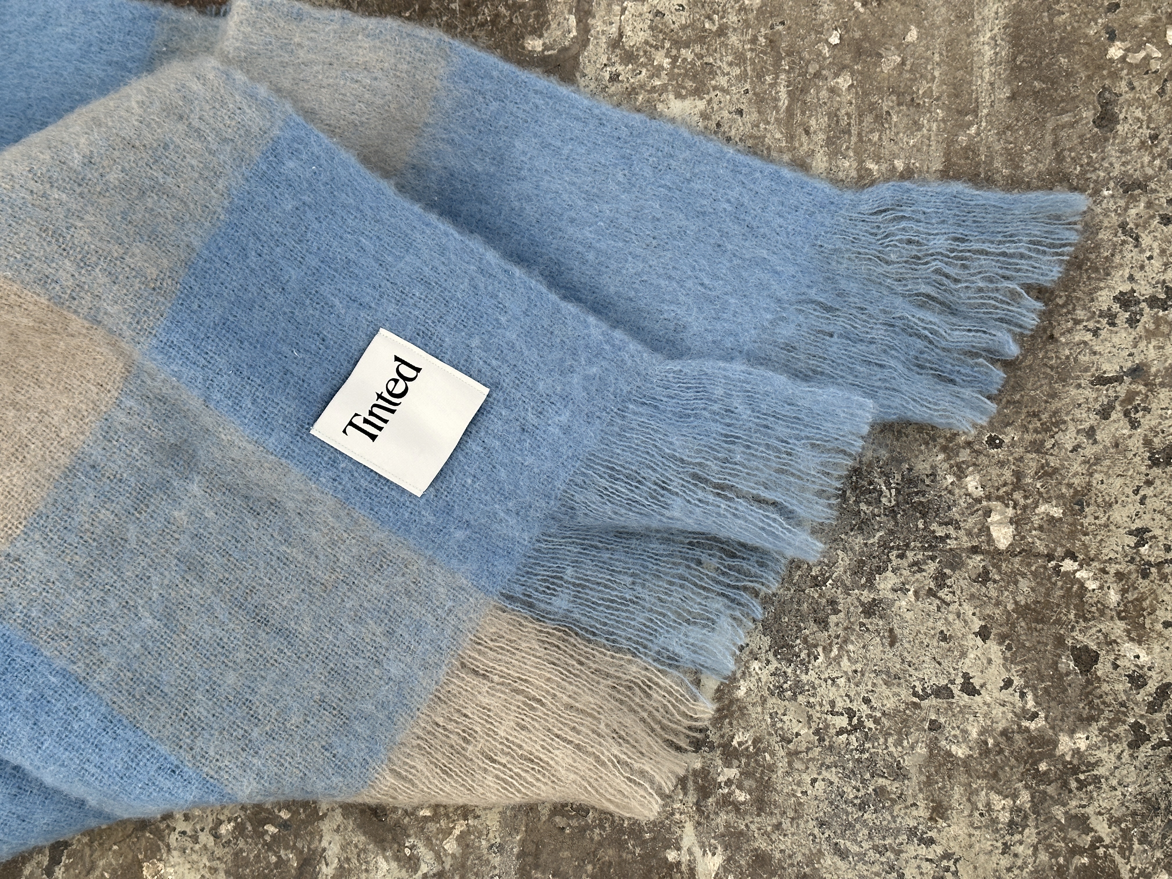 Tinted Ahlblom Wollteppich Beige/Blau 130x170