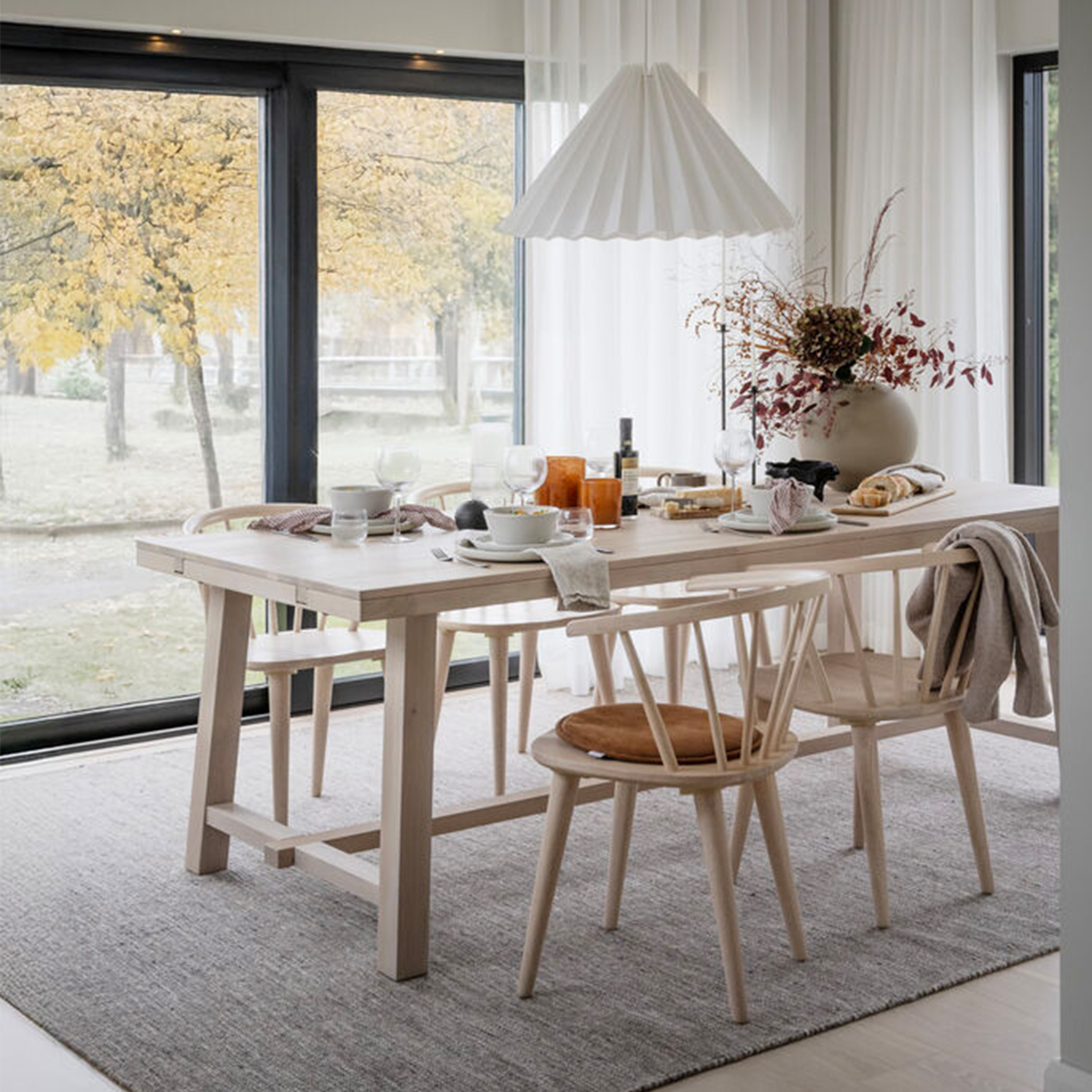 Rowico Home Carmen Matstol Vitpigmenterad