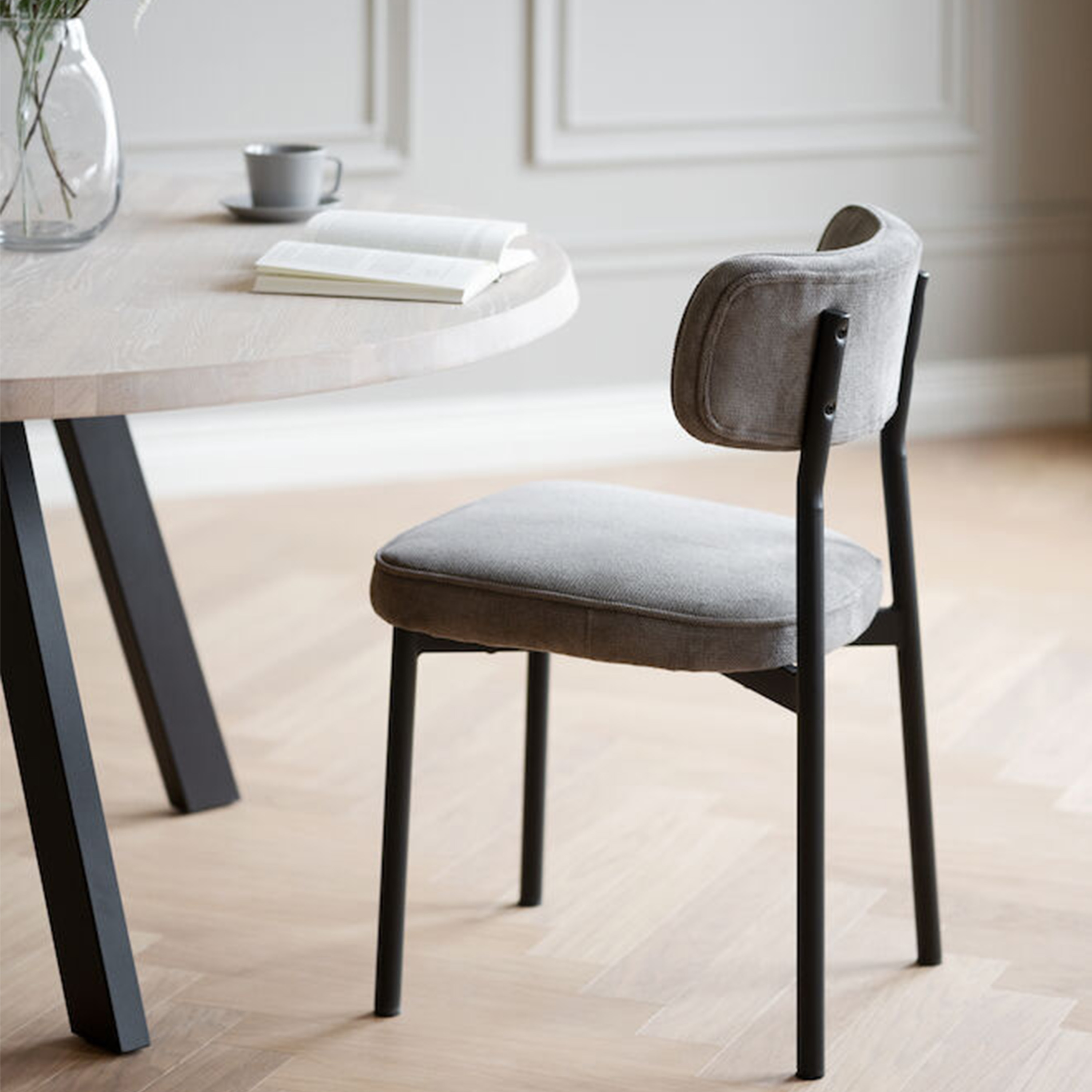 Rowico Home Paisley Matstol Brun/Svart