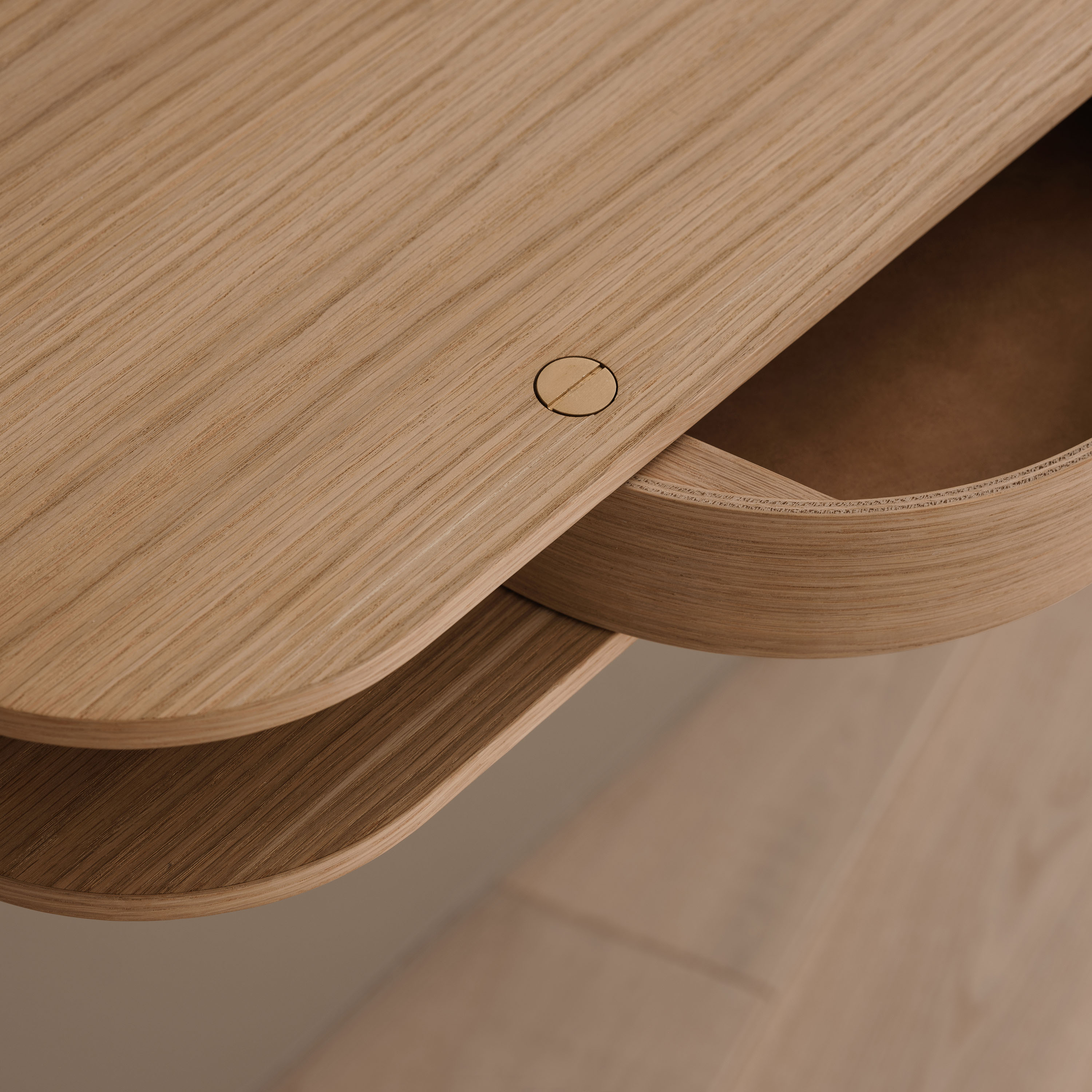 Northern Valet Seinälaatikko Light Oiled Oak