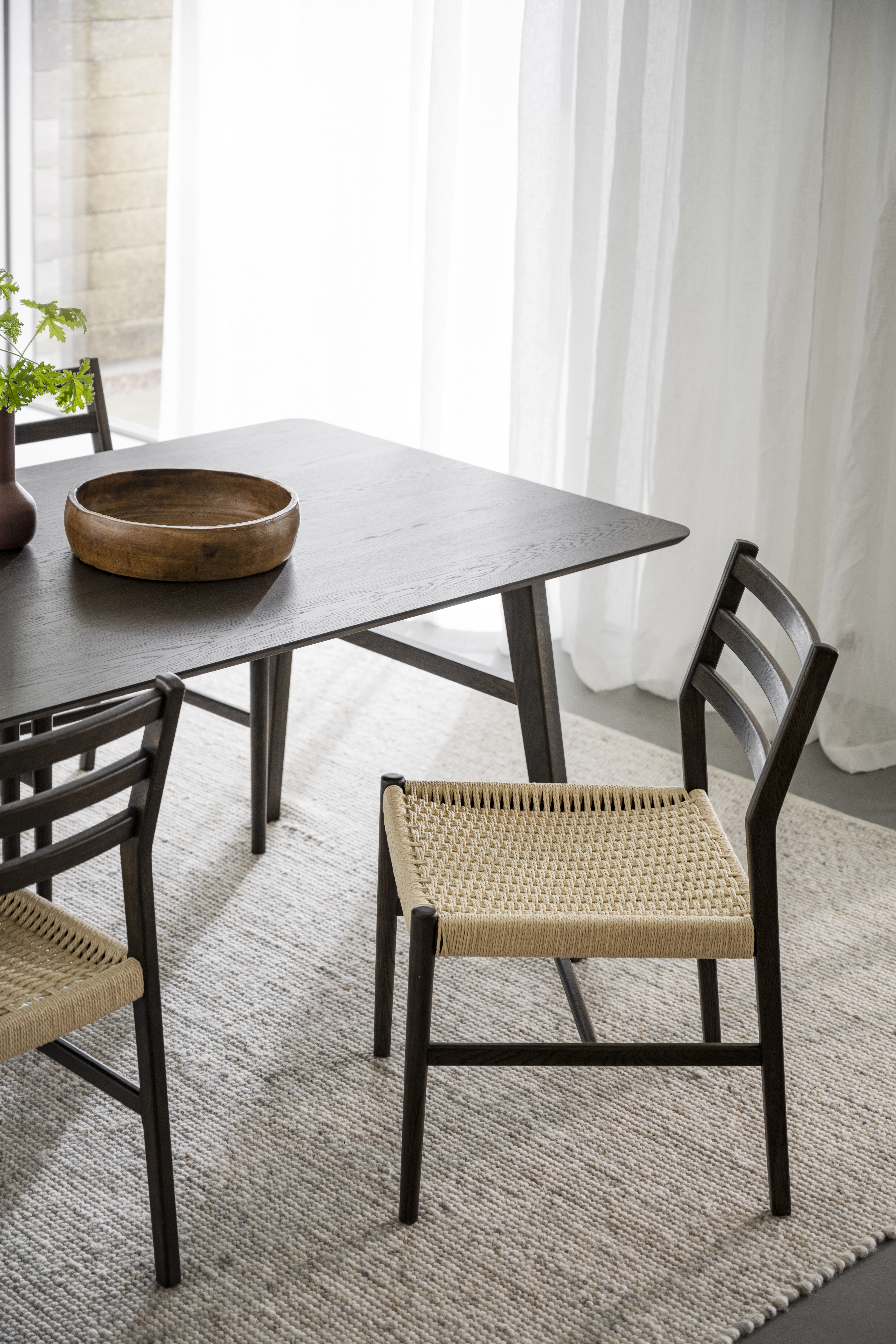 Rowico Home Harlan Matstol Brun Ek