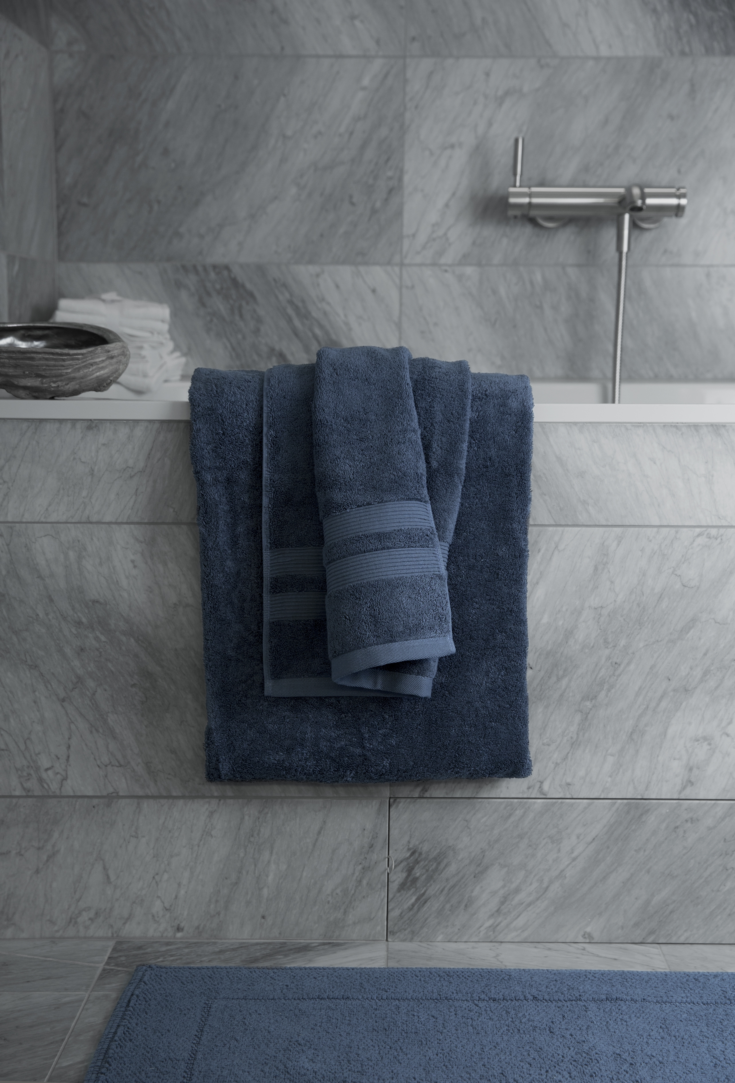 Mille Notti Fontana Pyyhe EKO Tummansininen 30x50