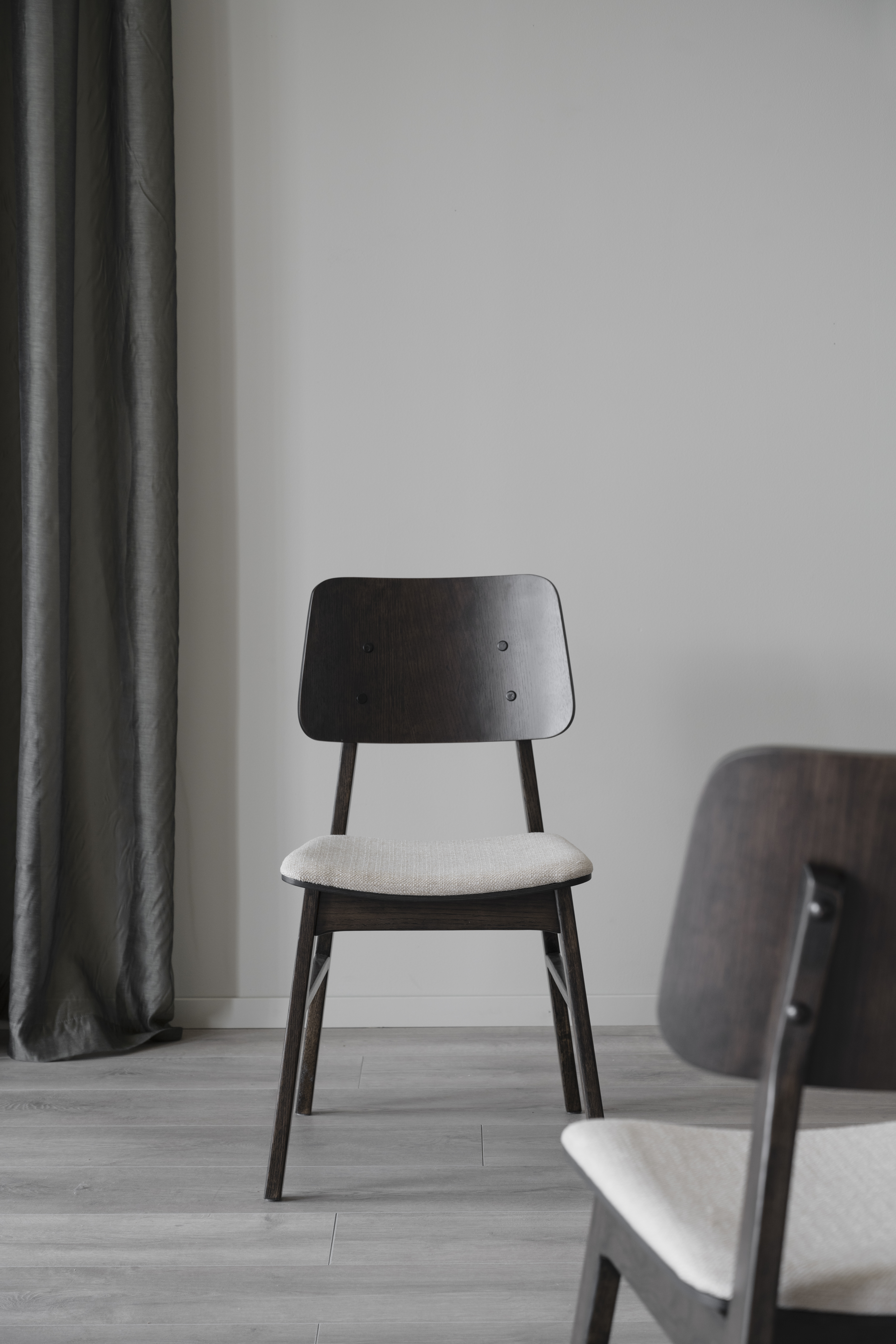 Rowico Home Nagano Matstol Brun/Beige