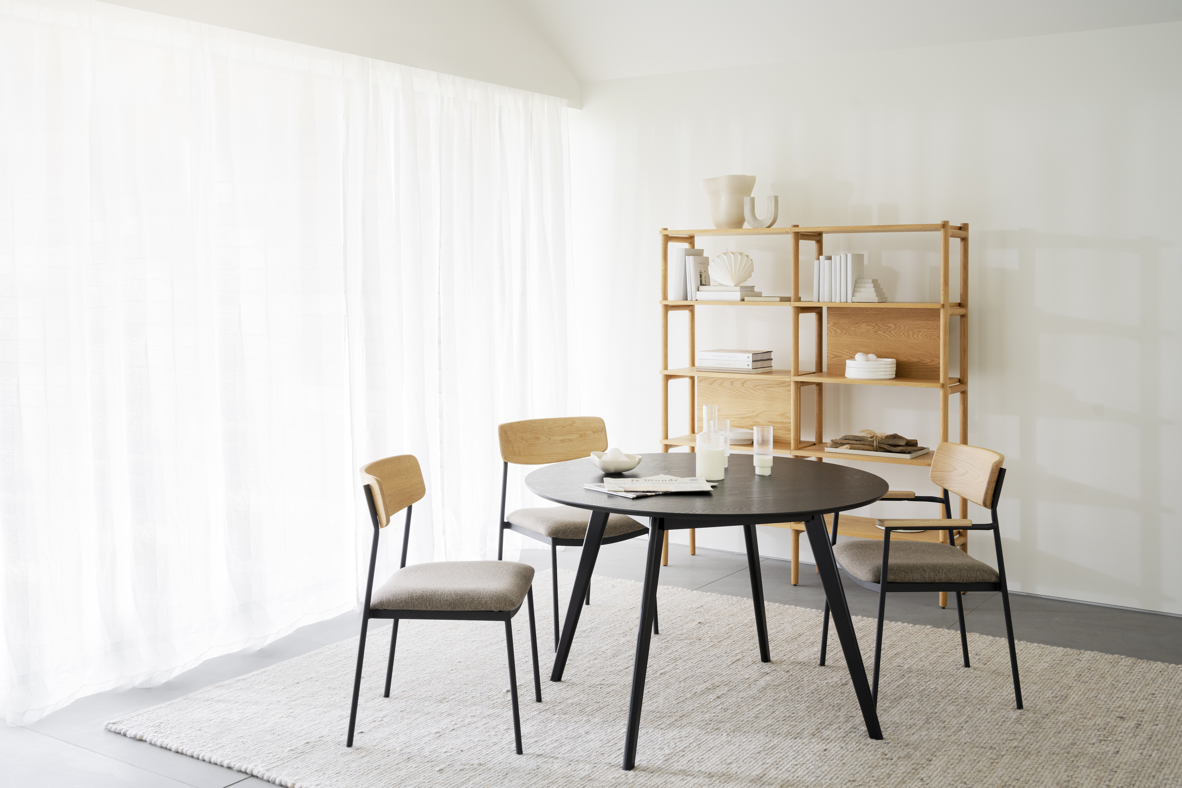 Rowico Home Maymont Esszimmerstuhl Eiche/Dunkelbeige/Schwarz