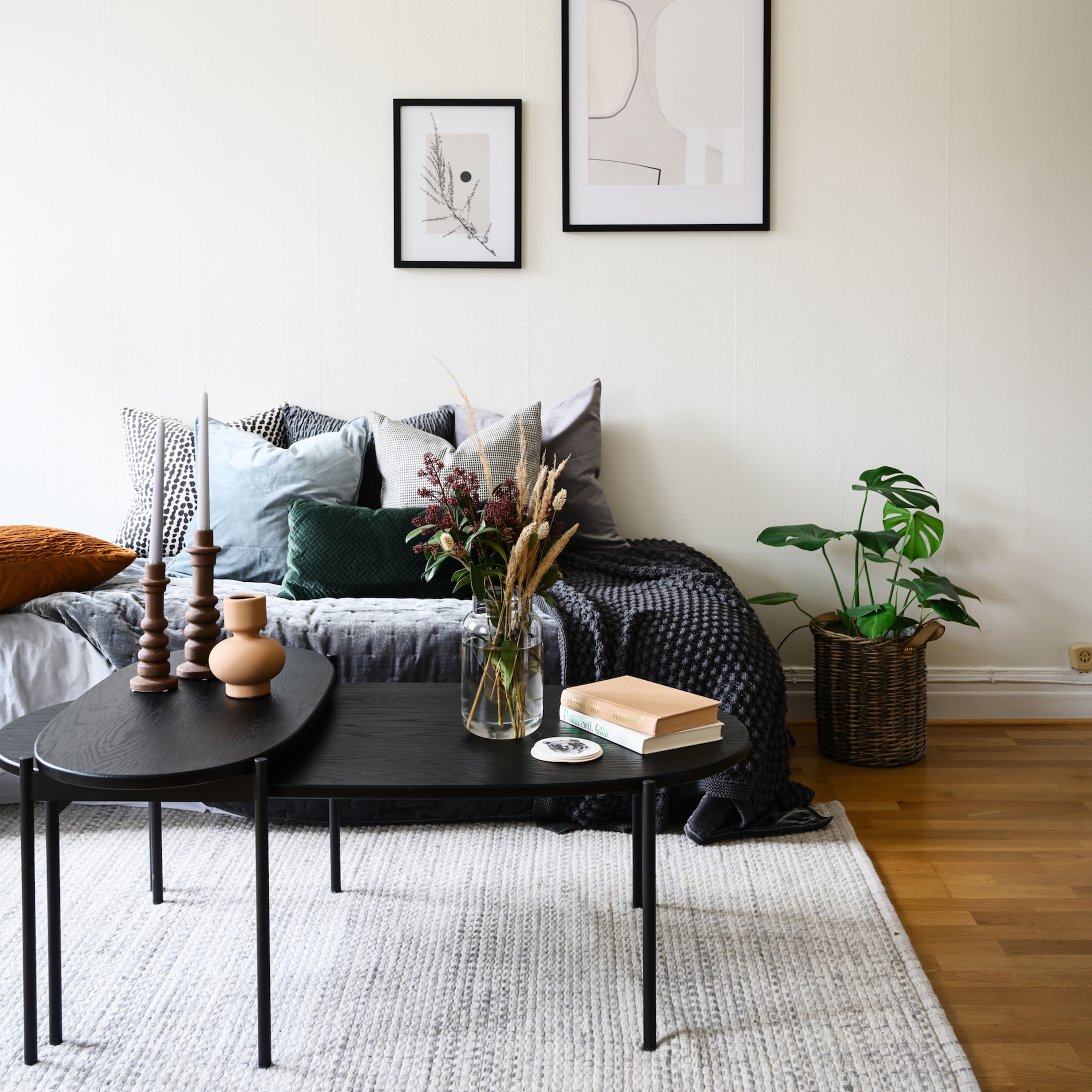 Rowico Home Skye Couchtisch Schwarz 80x40