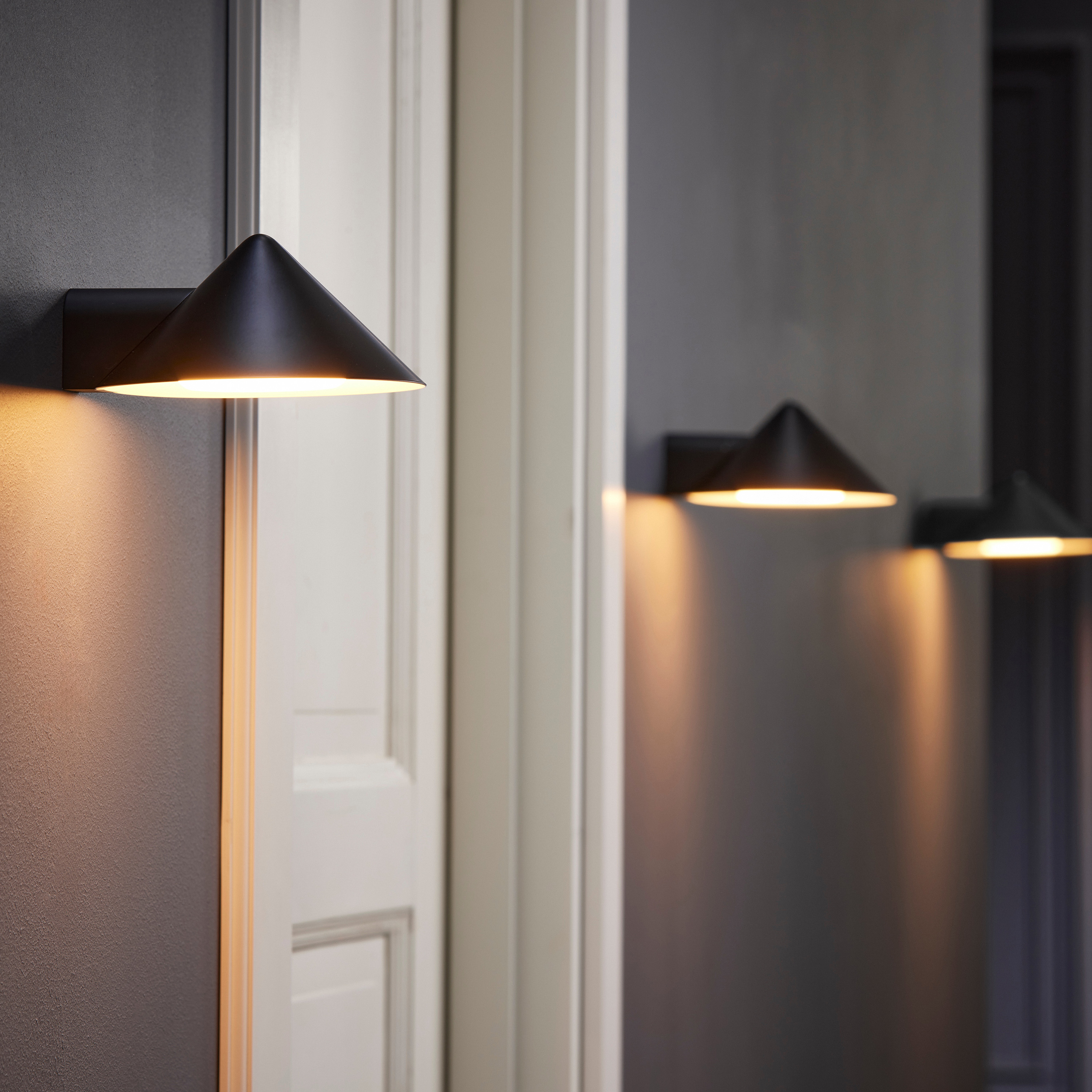 Frandsen Grasp Vegglampe Matt Black