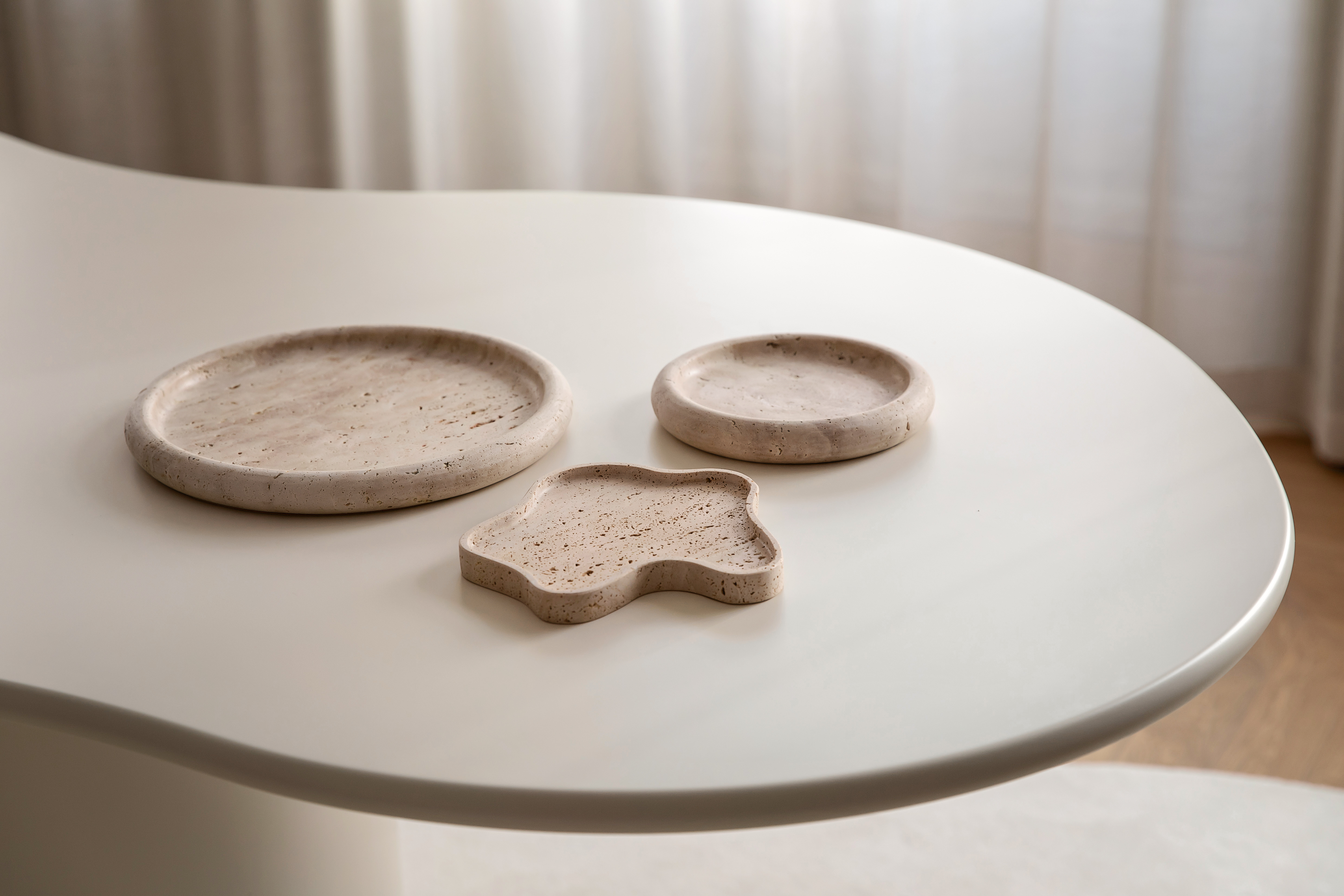 Sleepo Collection Nicola Bricka Travertin Ø30