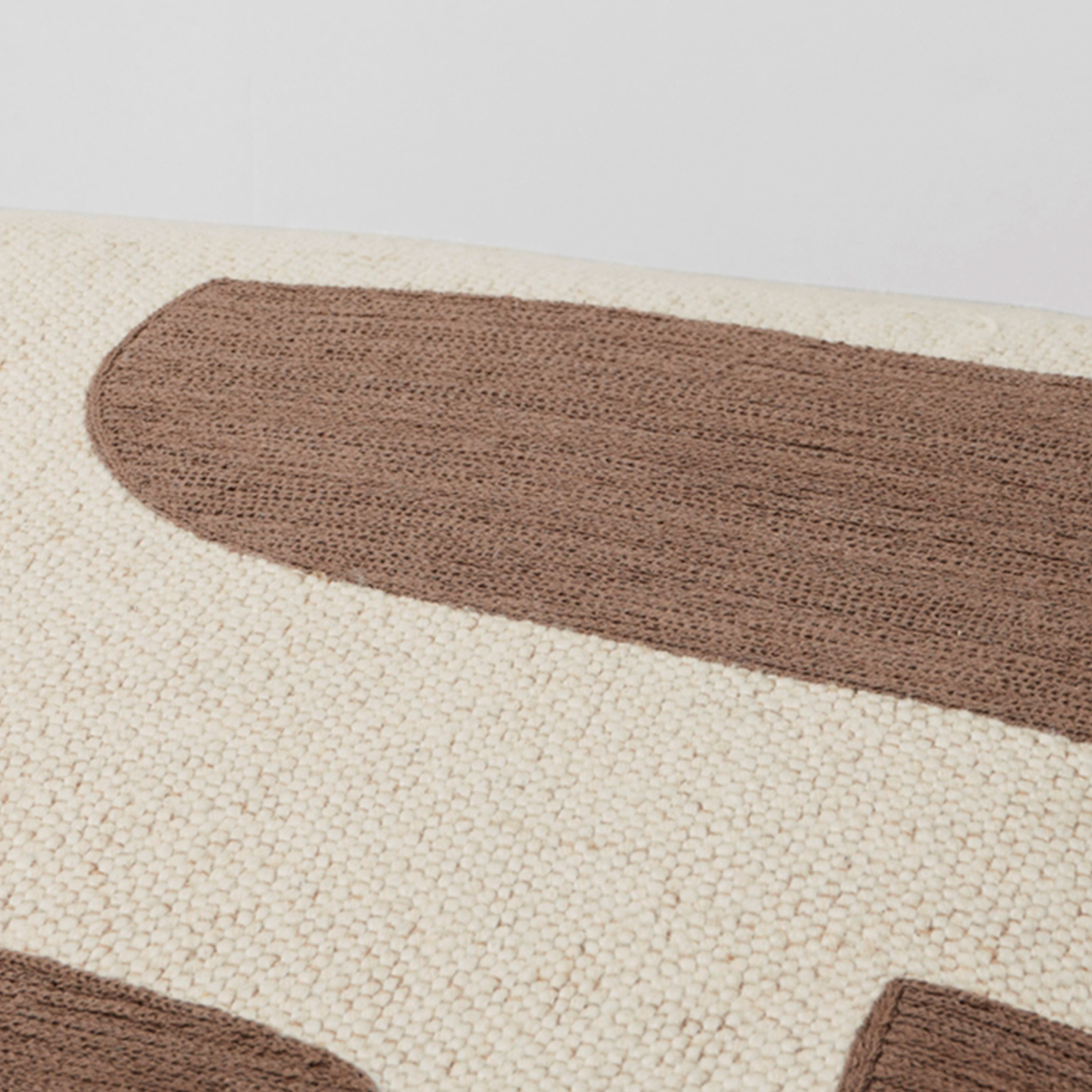 Broste Copenhagen Mundo Sittpuff Kangaroo Brown/Light Beige