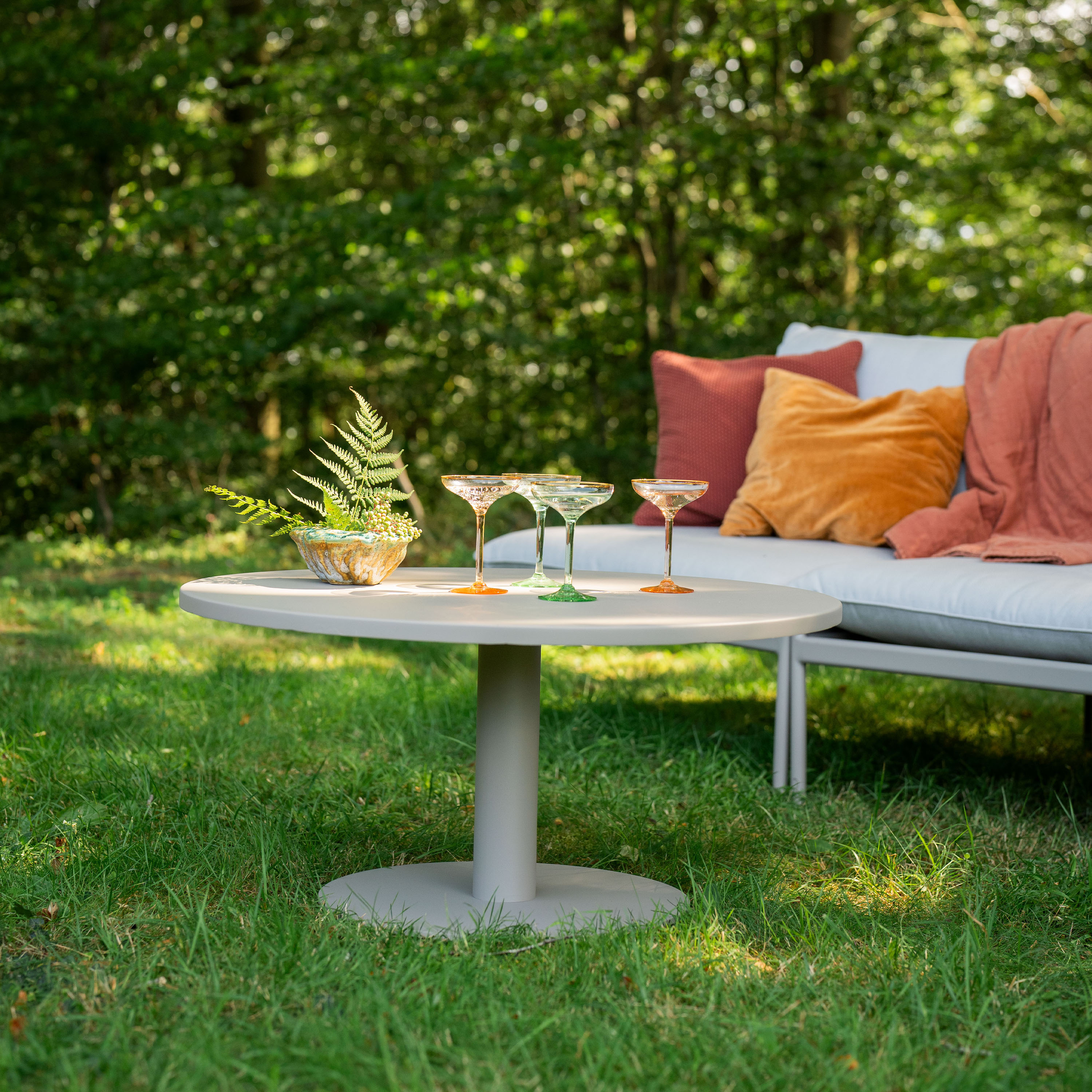 Hillerstorp Näsby Soffbord Sand Ø80