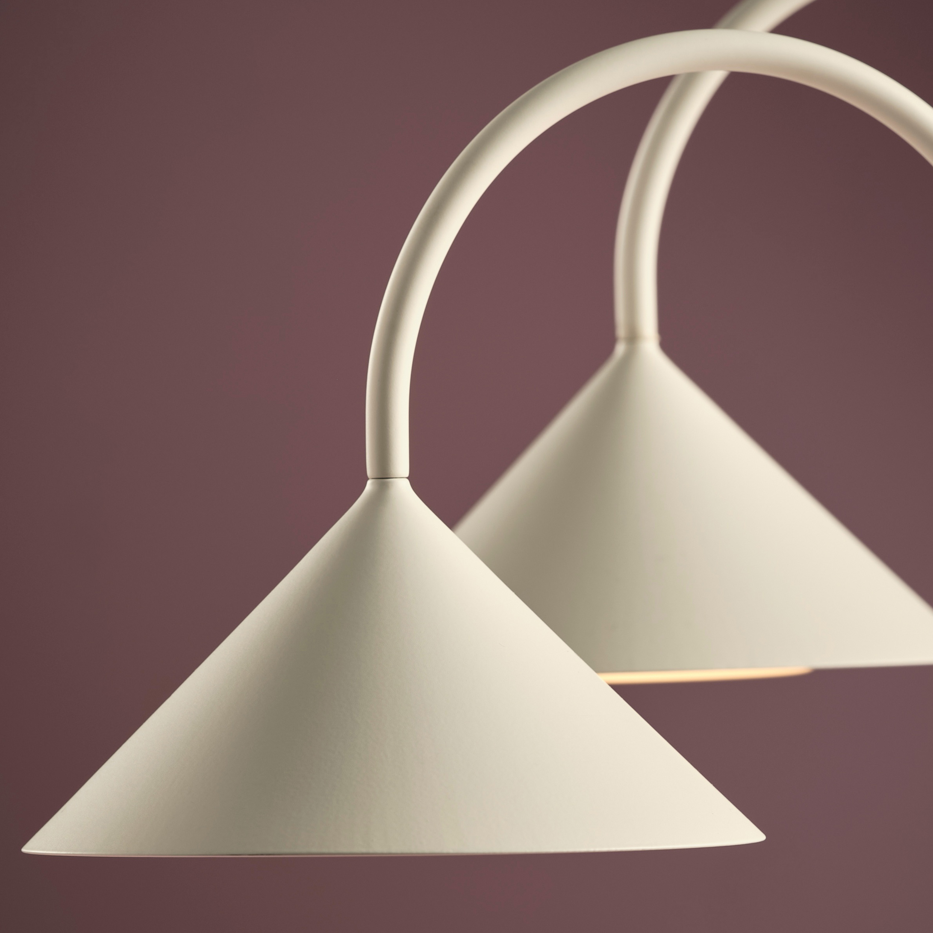 Frandsen Grasp Portabel Bordslampa Matt White 47cm