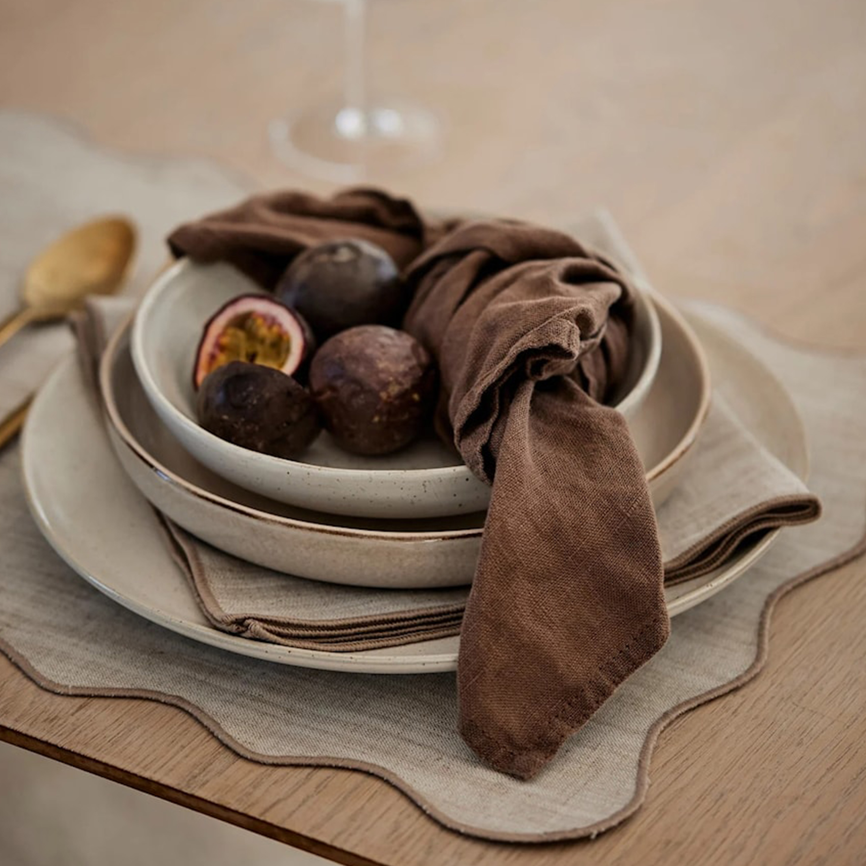 Svanefors Sabina Tablett Beige 35x45