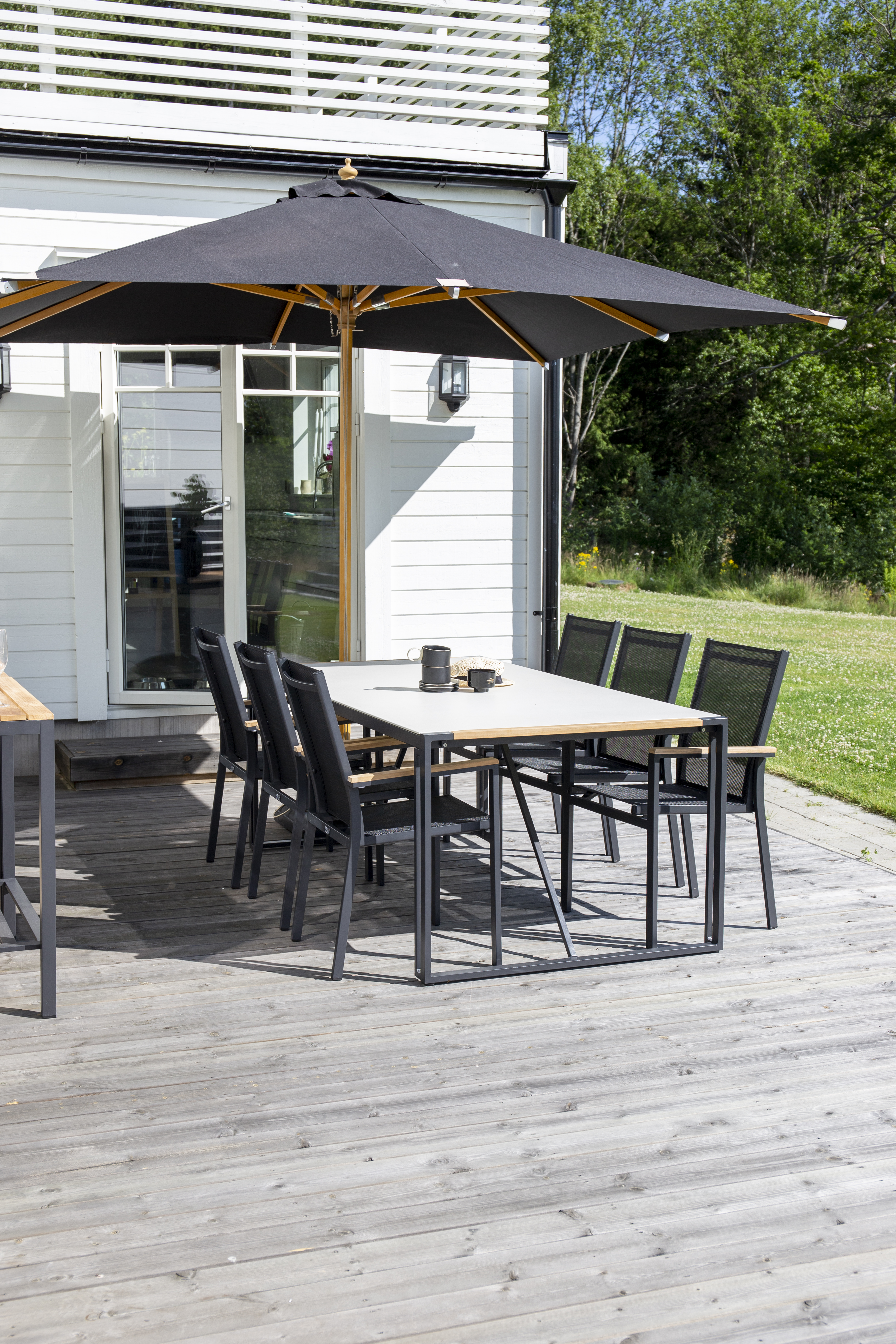 Venture Home Naxos Parasoll Svart