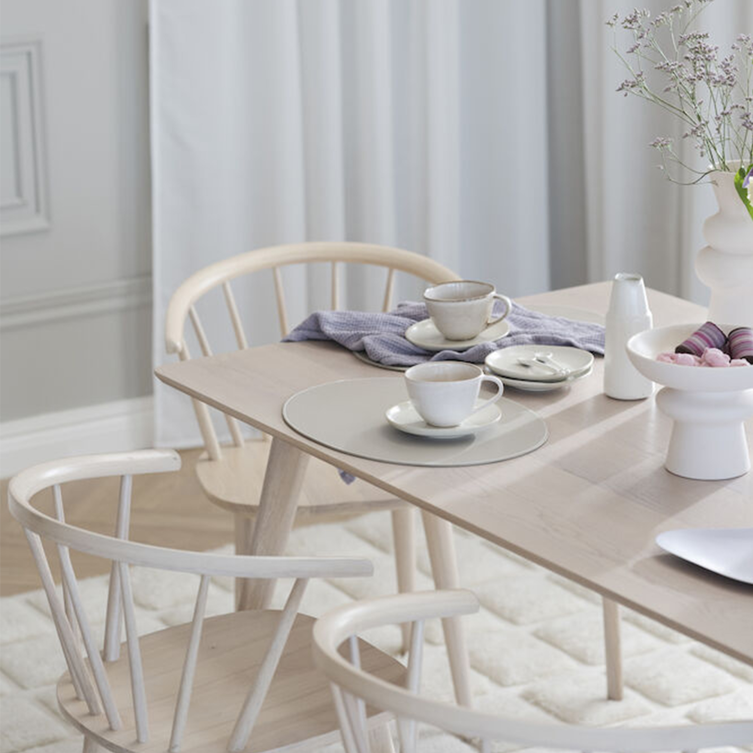 Rowico Home Yumi Esstisch Weiß pigmentiert 190cm