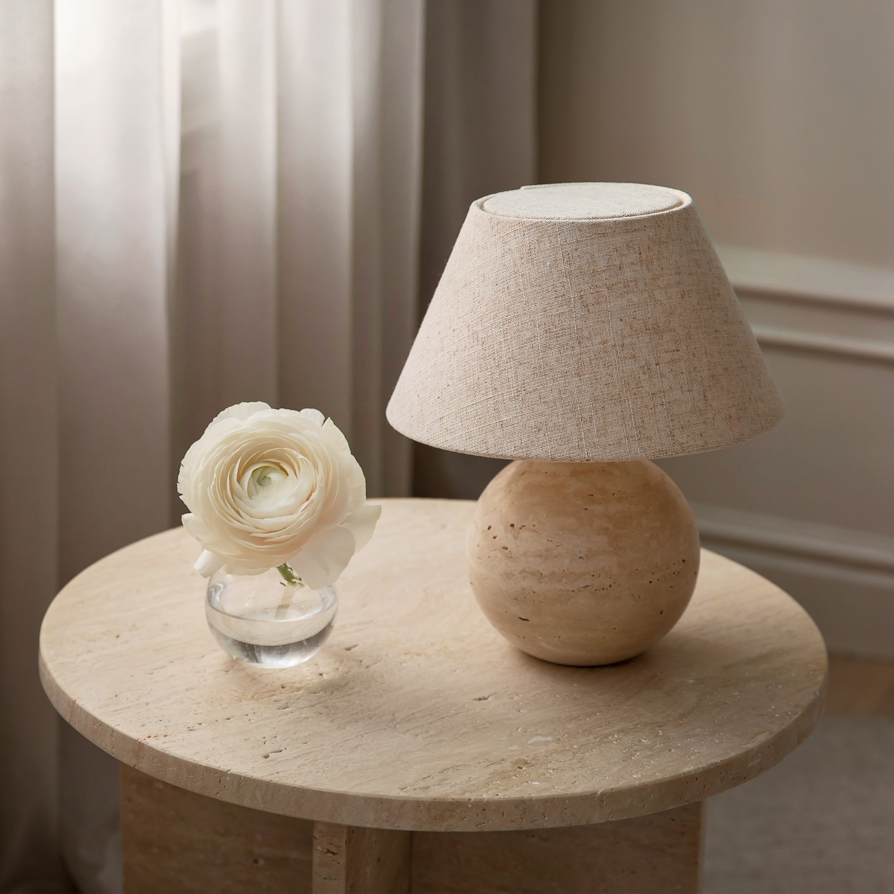 Globen Lighting Castello Bordslampa Travertin 24cm