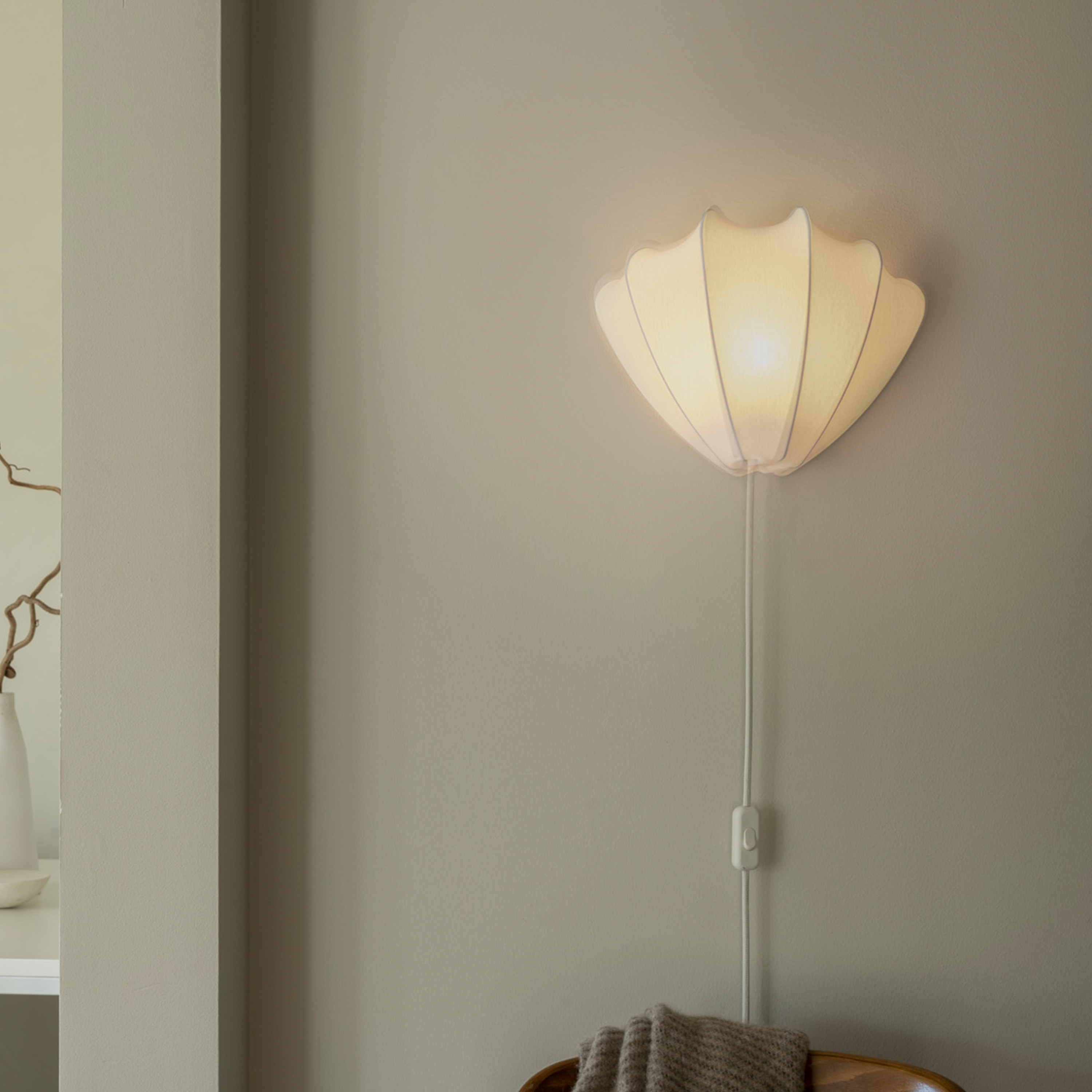 Watt &amp; Veke Anna Vägglampa Cotton White Small