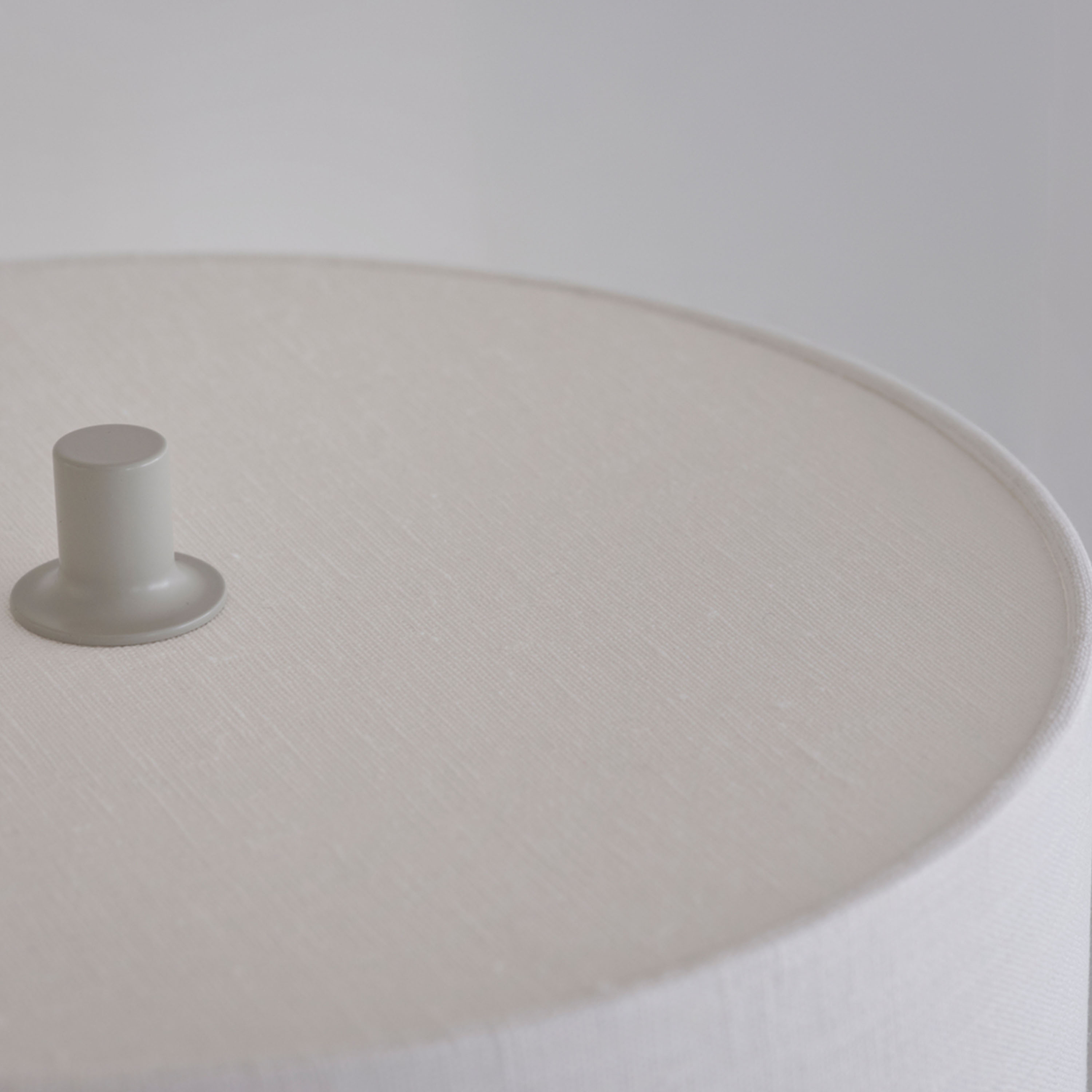 Belid Soft Bordslampa Linne Vit/Sand Ø34