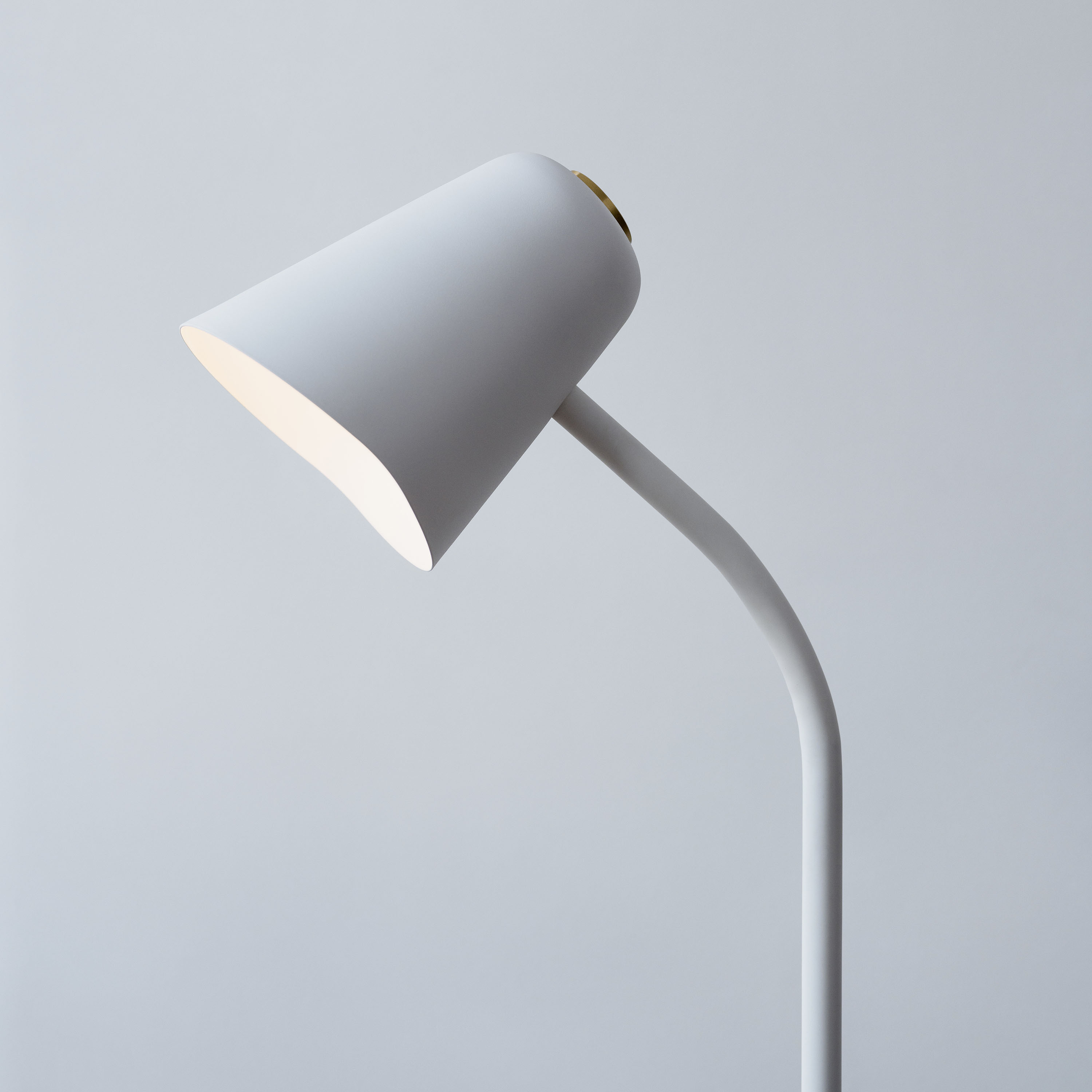 Northern Me Dim Lattiavalaisin White